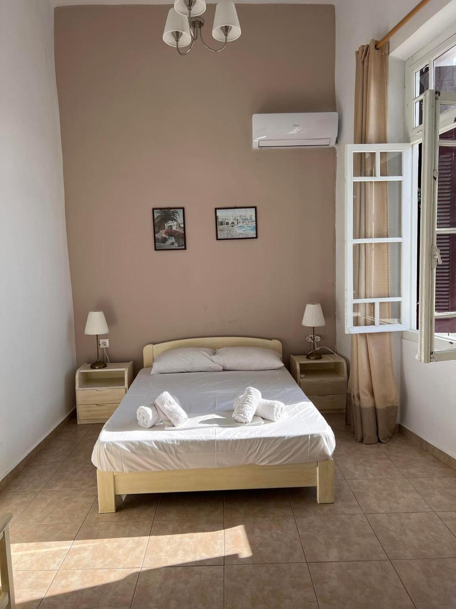 Hotel Tinos Central Perfection - Image 1