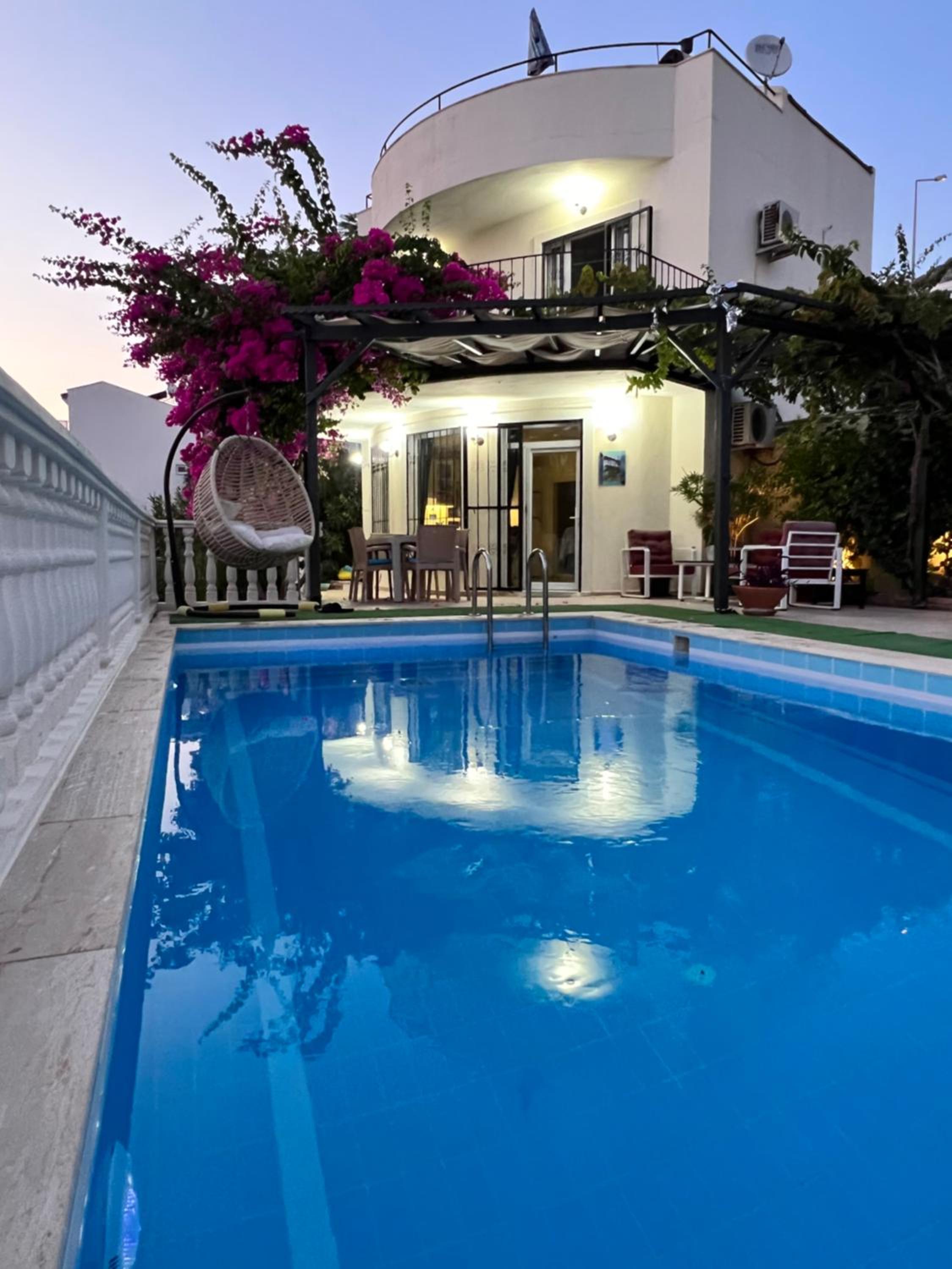 Entire Villa Lulu Kalkan - Private Pool, free Wi-Fi, Good Location, Breathtaking Sea Views