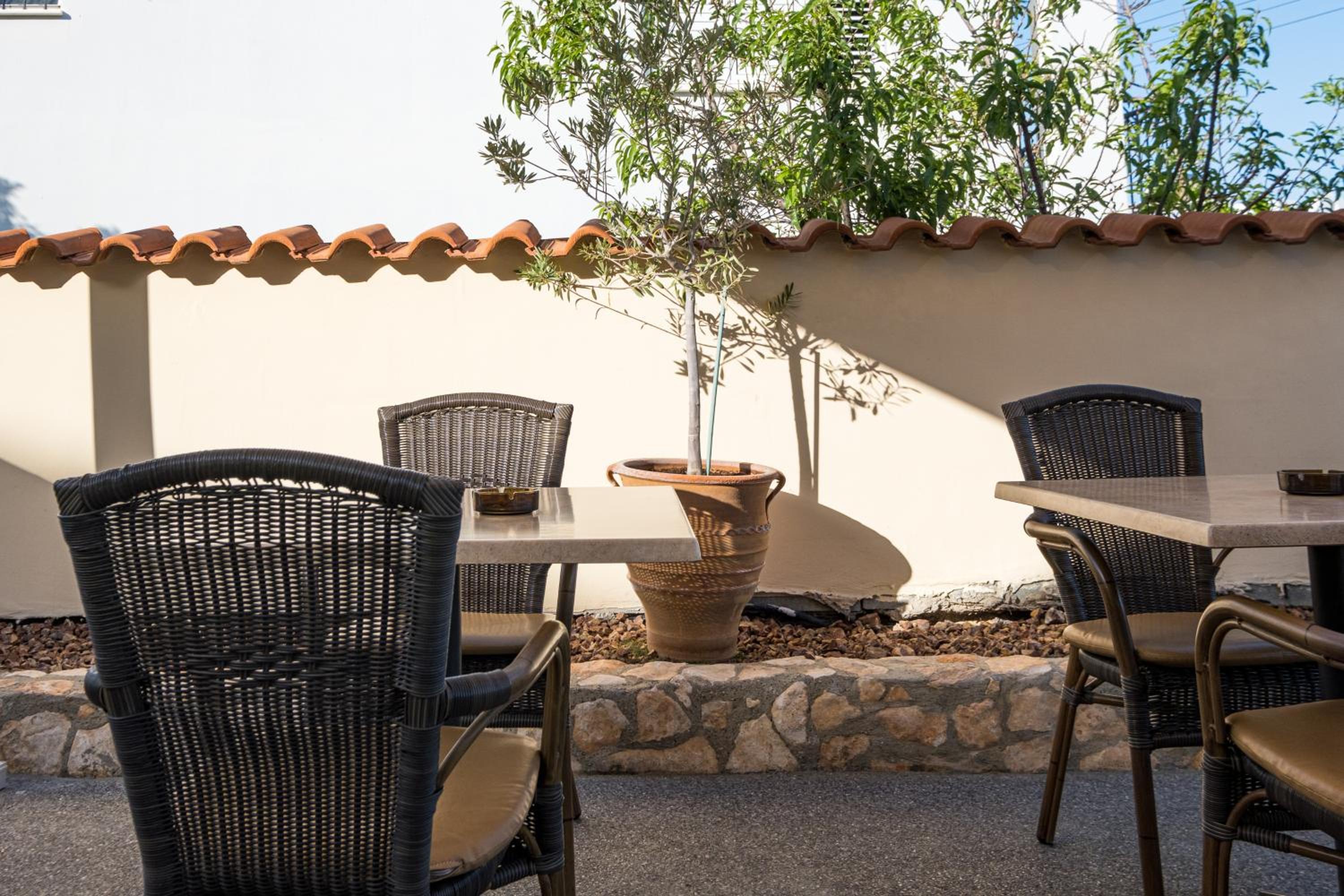 outdoor BBQ area