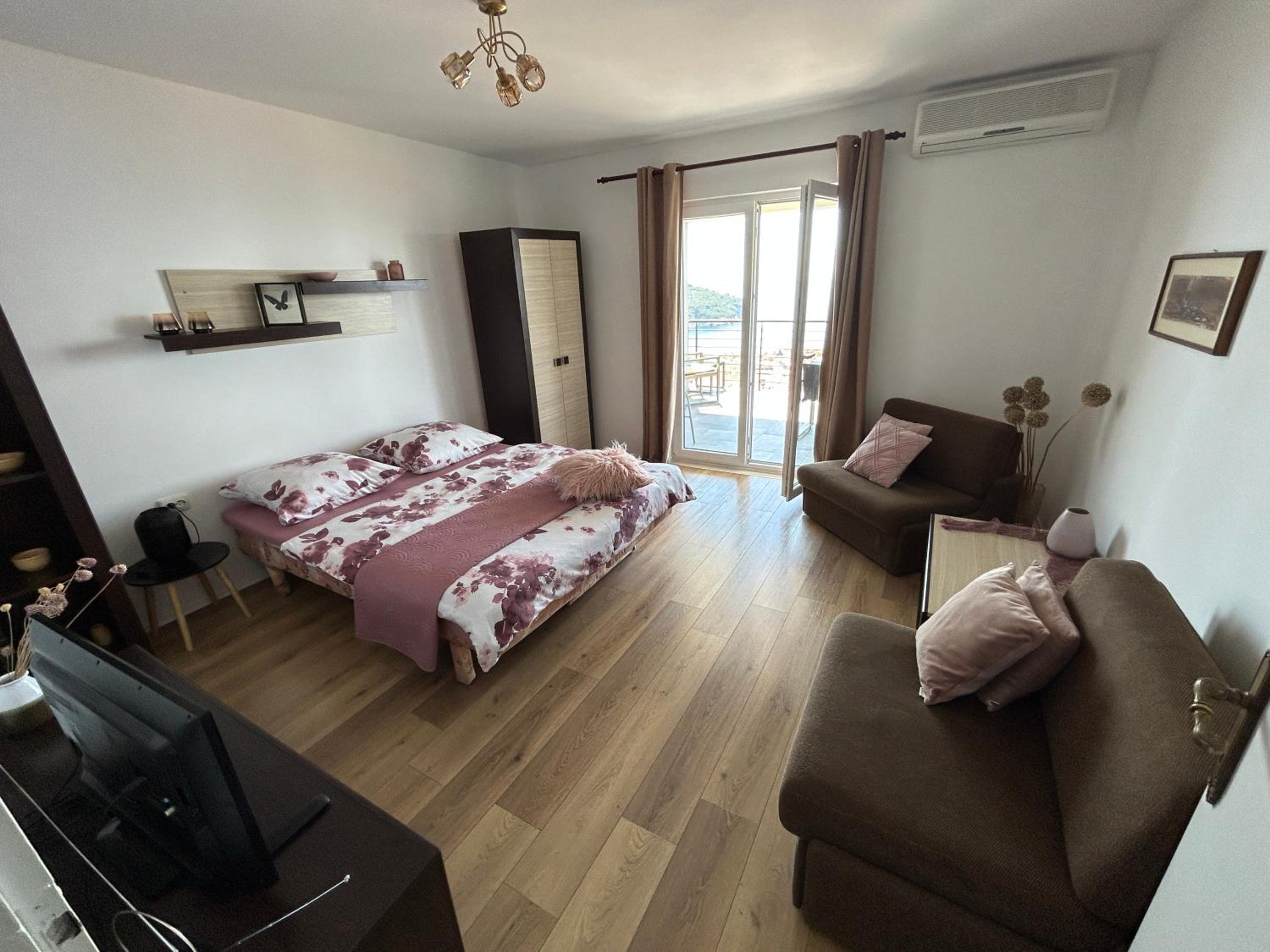 Apartments Luna
