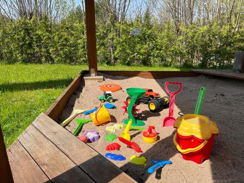 Domek Z Kominkiem Nad Jeziorem Gościnny Zakątek
