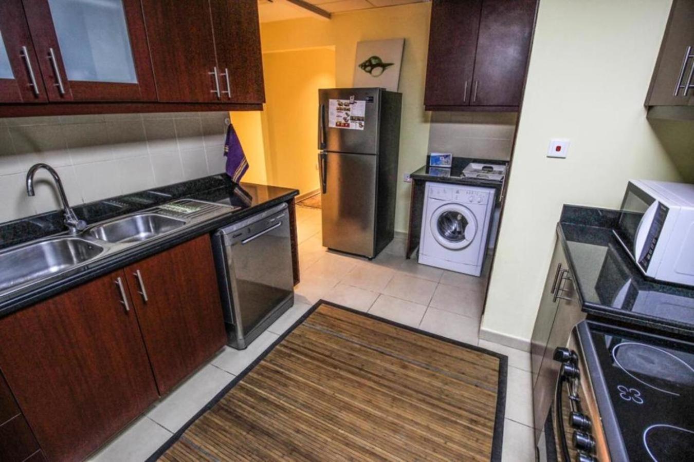 2BR Beach front Sea View