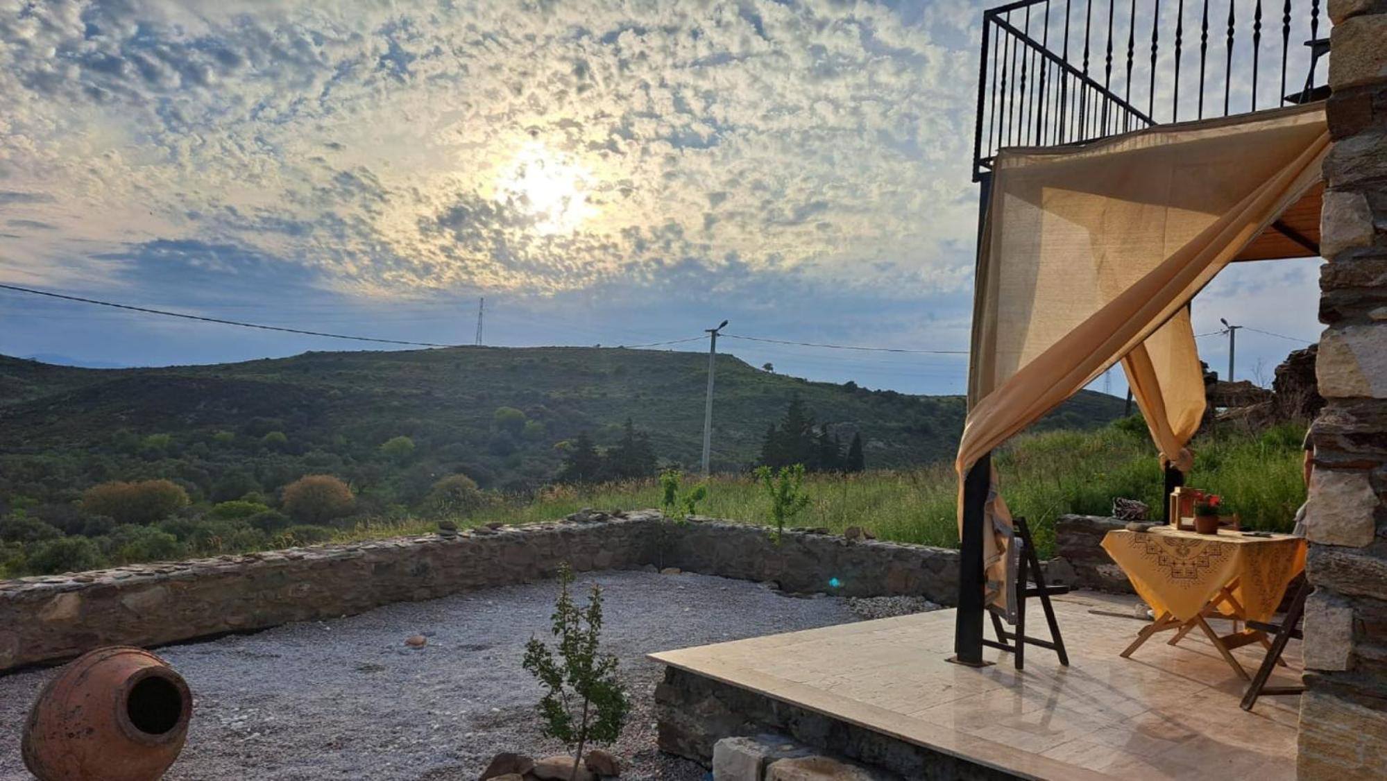 Peaceful Stone House with Nature View in Karaburun photo 2