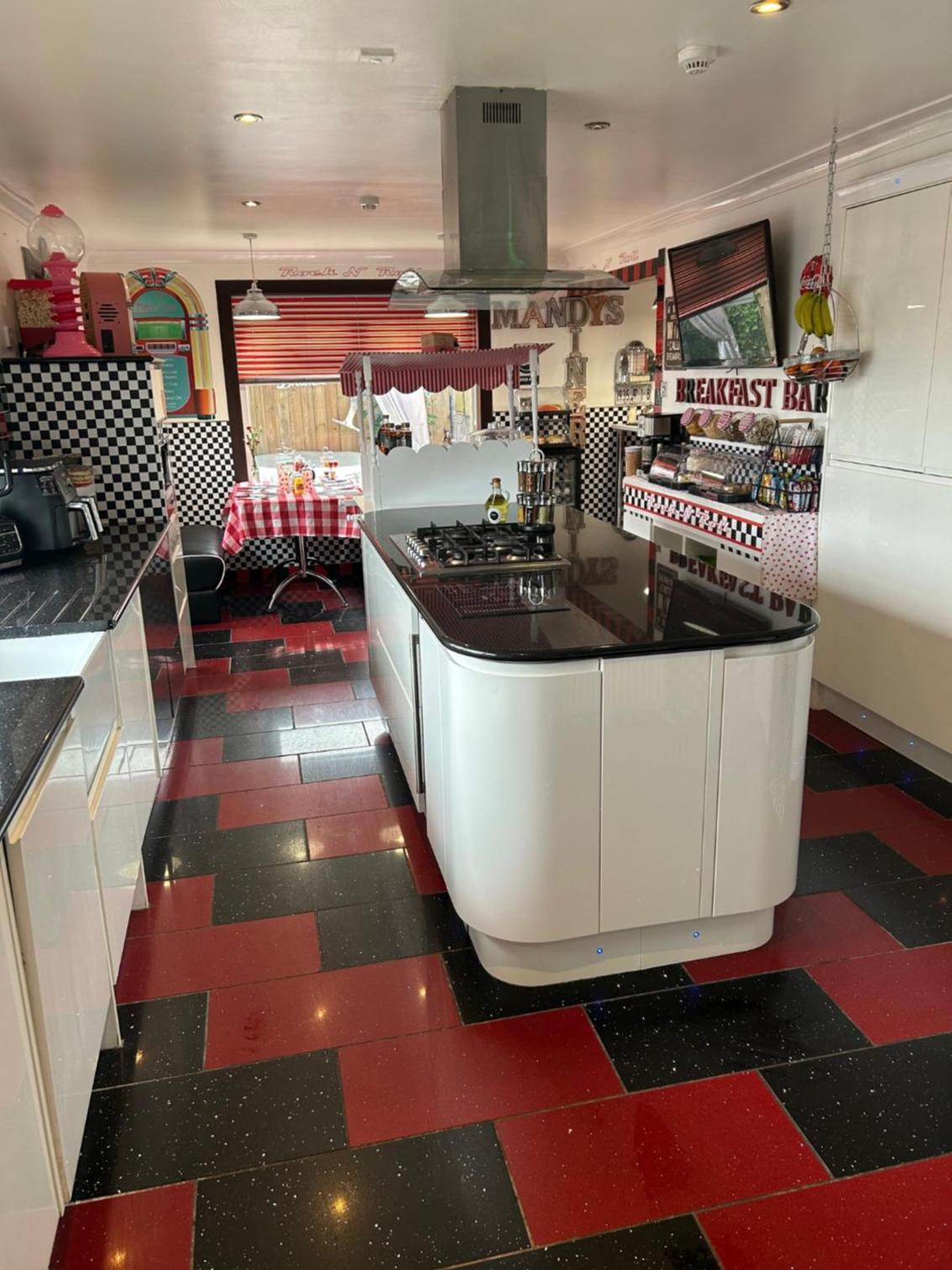 Inverness Vacations - Gleninver Guest House - Property Image 68