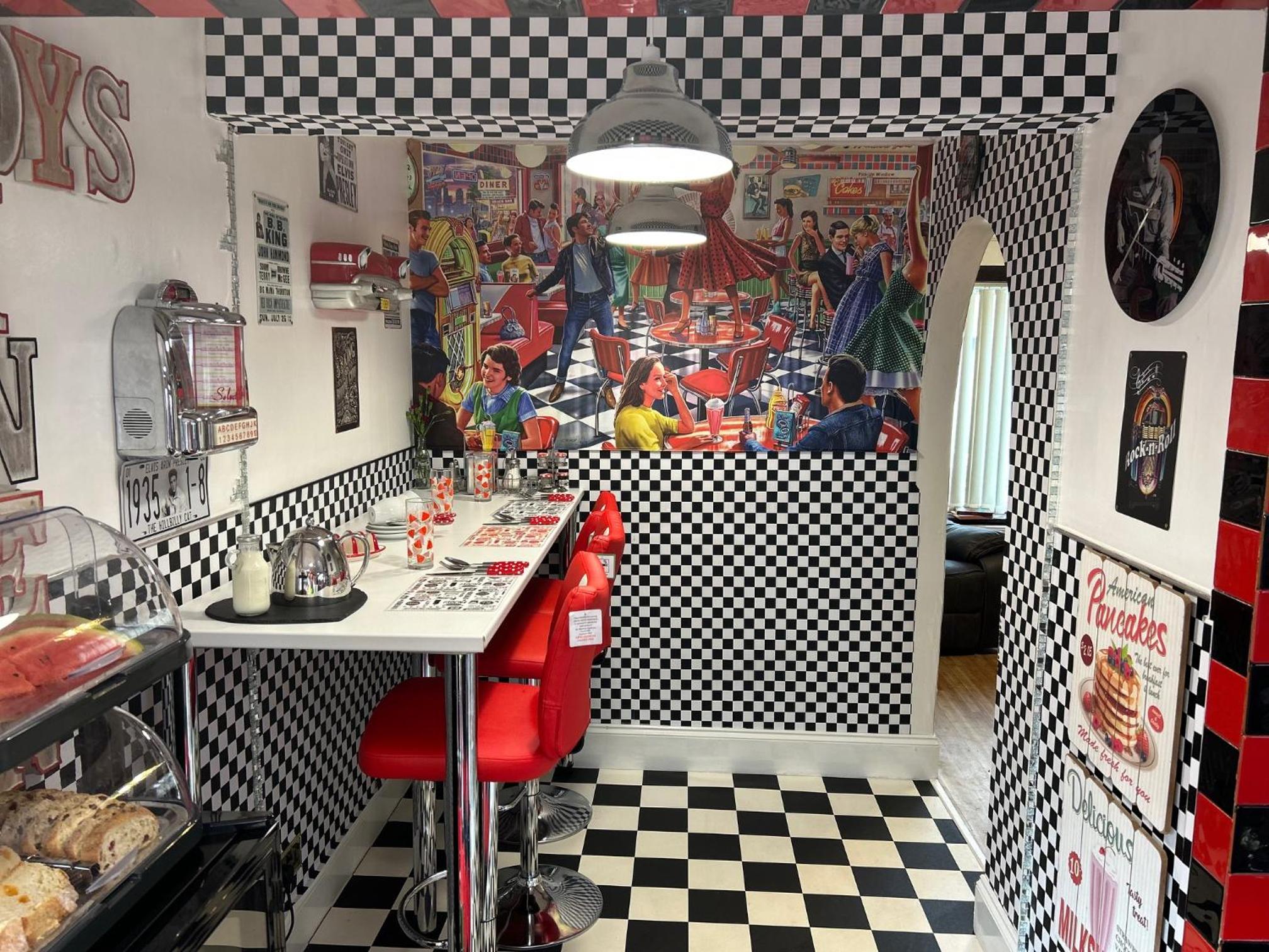 Inverness Vacations - Gleninver Guest House - Property Image 70