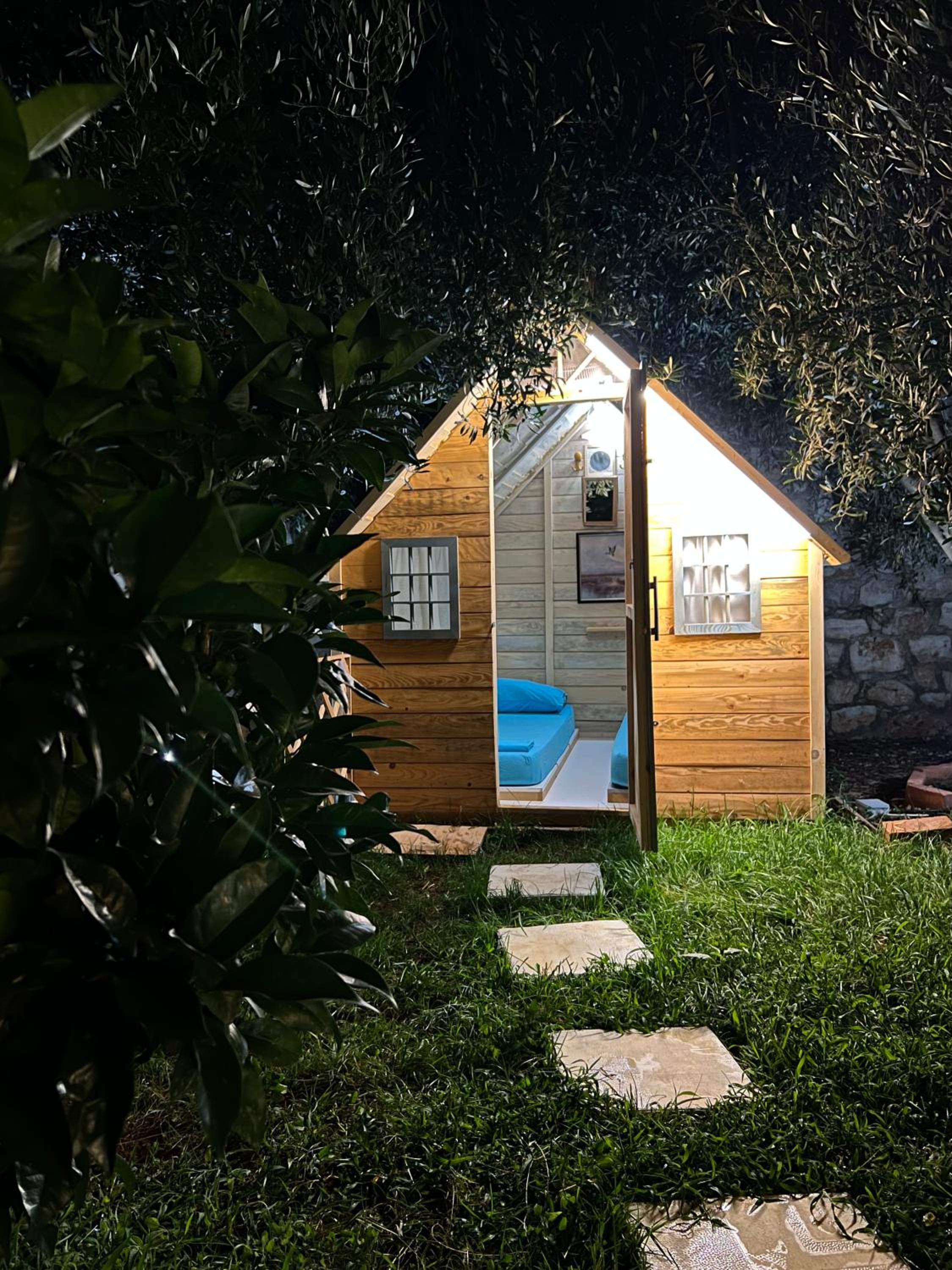 Camping Albania-Secret Village Den