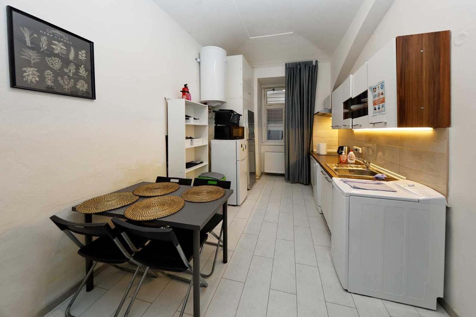 Apartment Americká 8