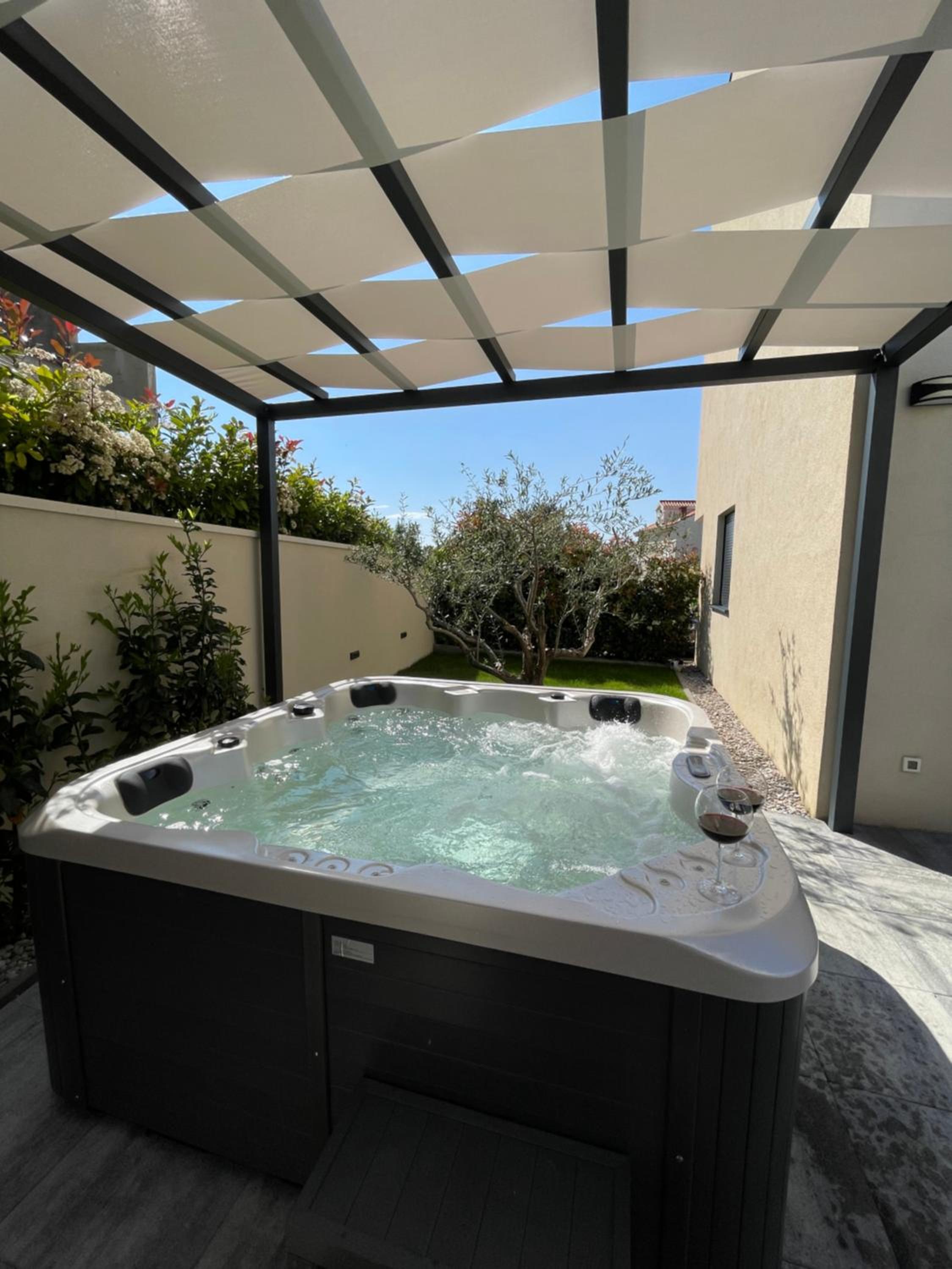 Photo 15