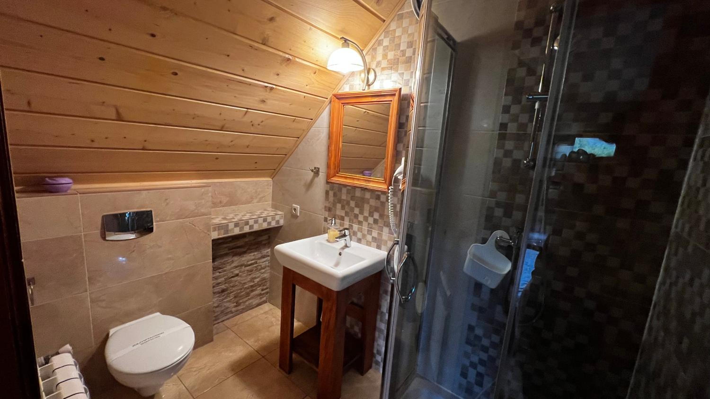 POD ROŻKAMI