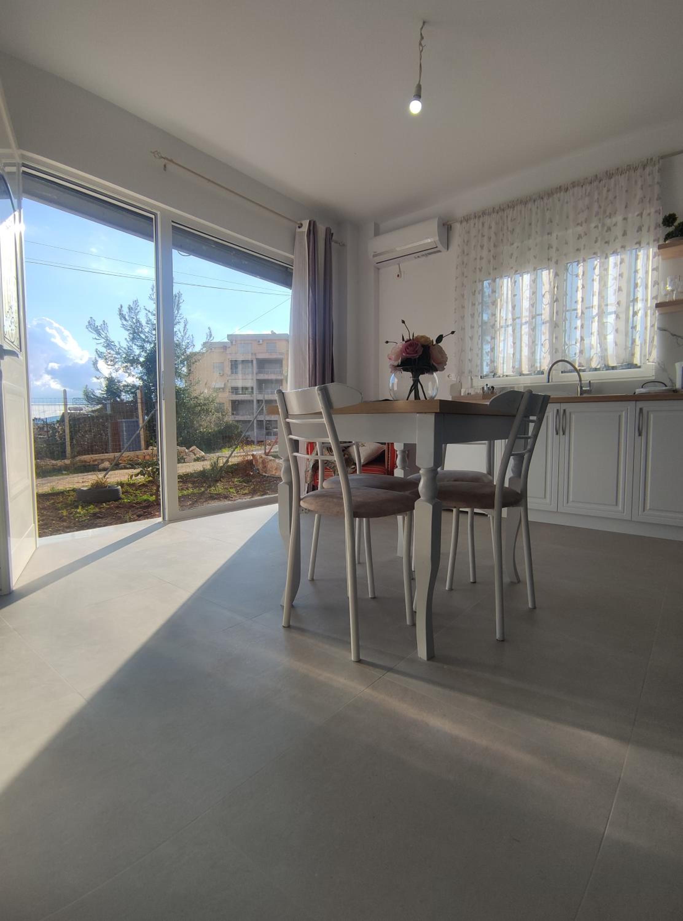 Ionia Apartments