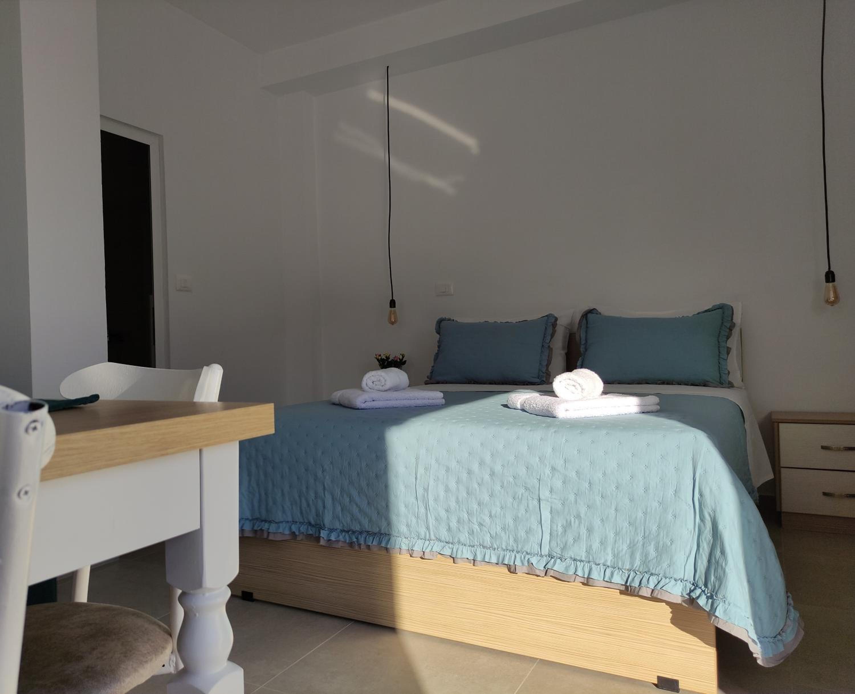 Ionia Apartments