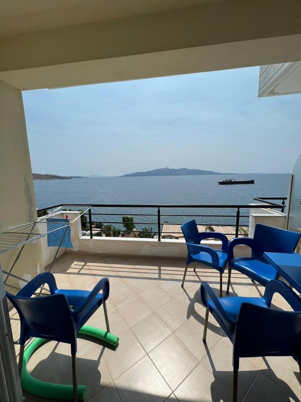 Sunset Room photo 1