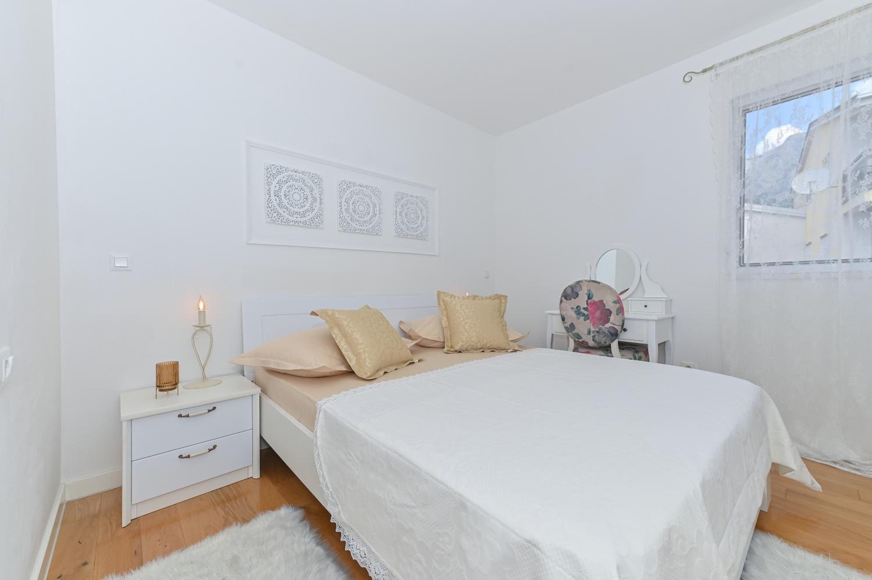Apartment Đaninovica II view 2