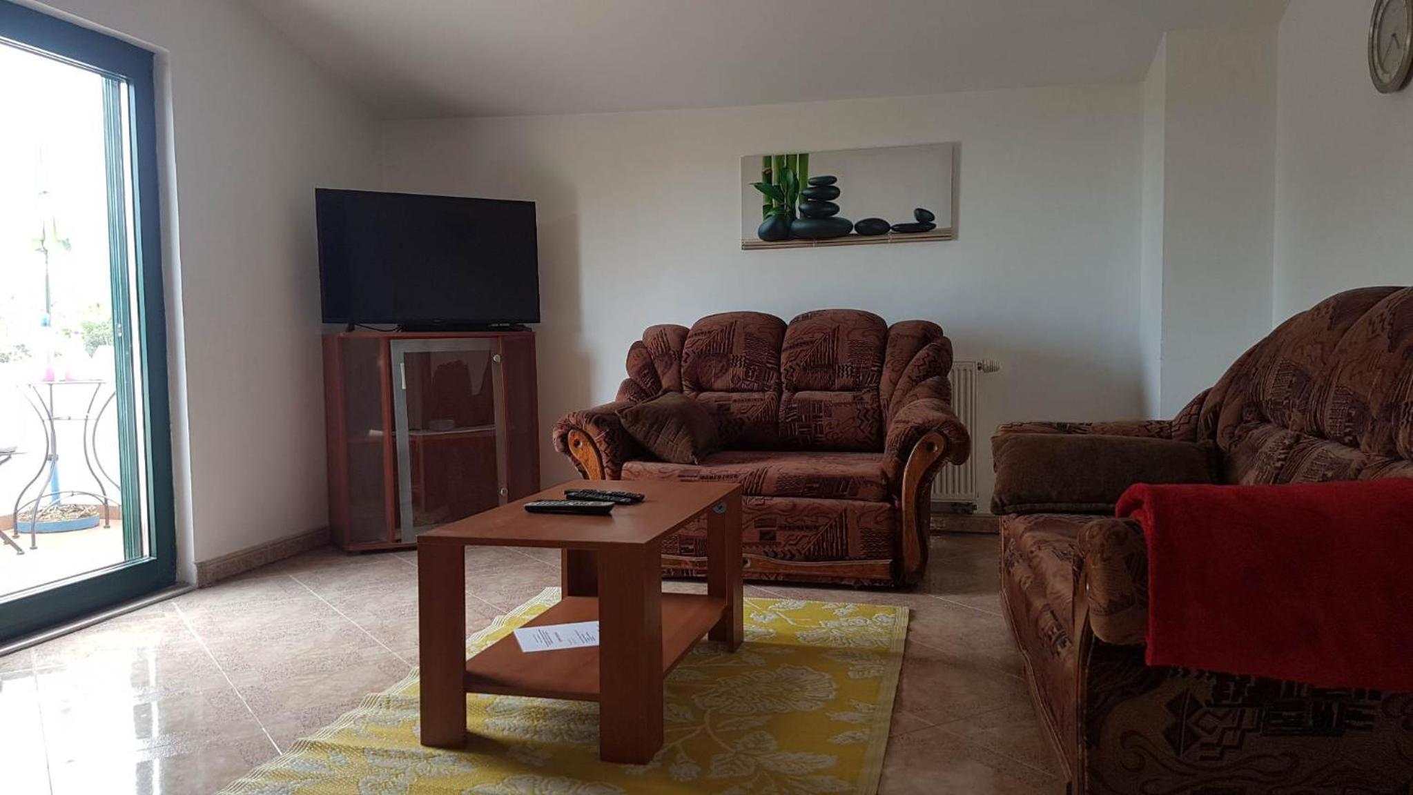 Apartments Nena 3*