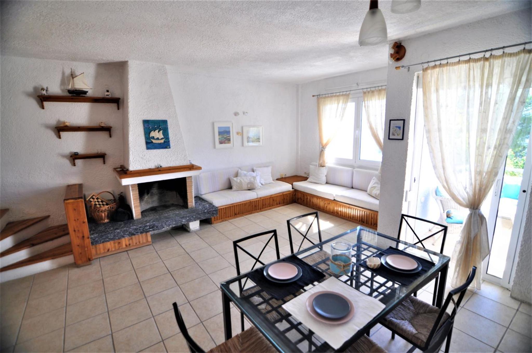 Zennova #15 Naftilos Family Summer House