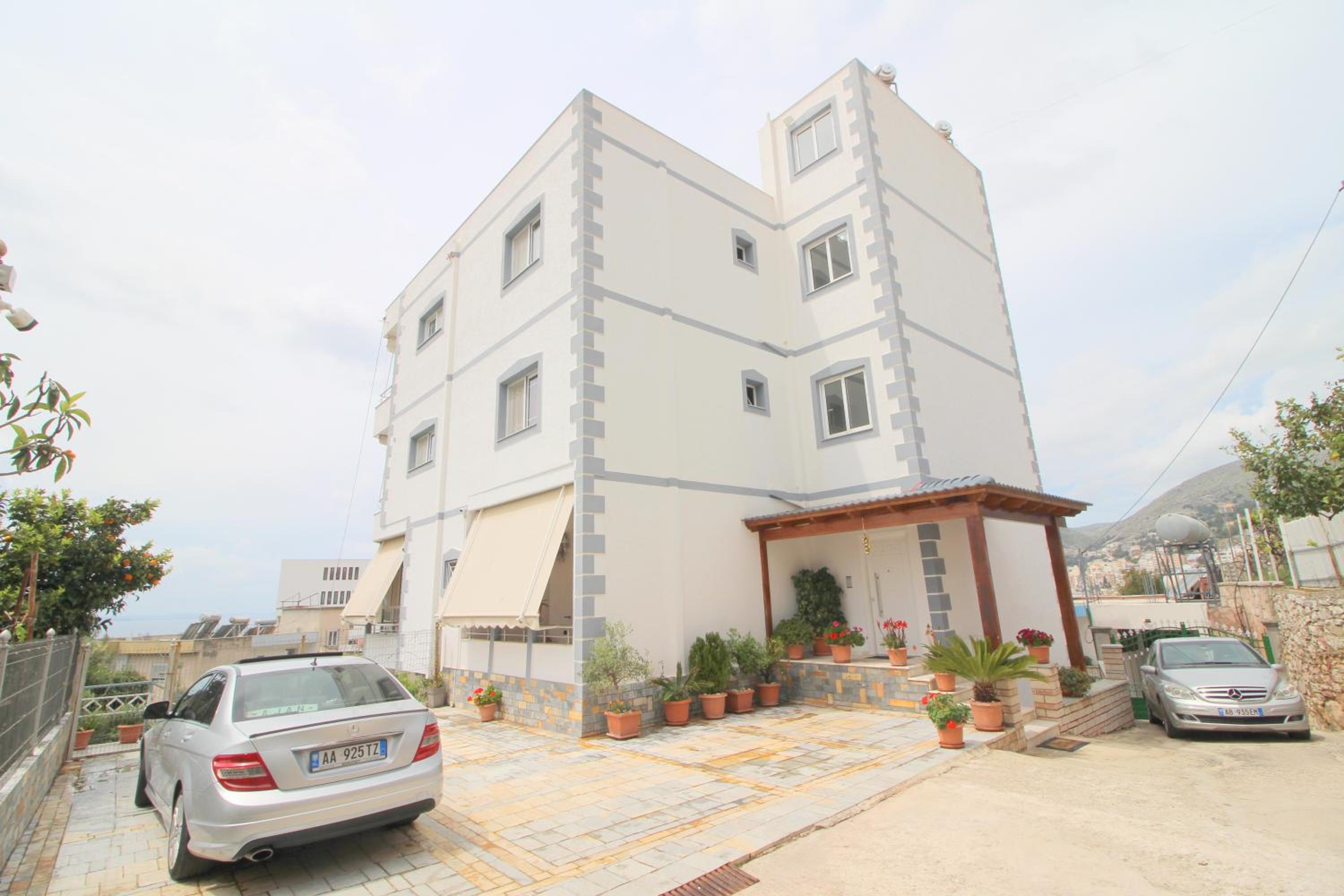 Villa Paradise