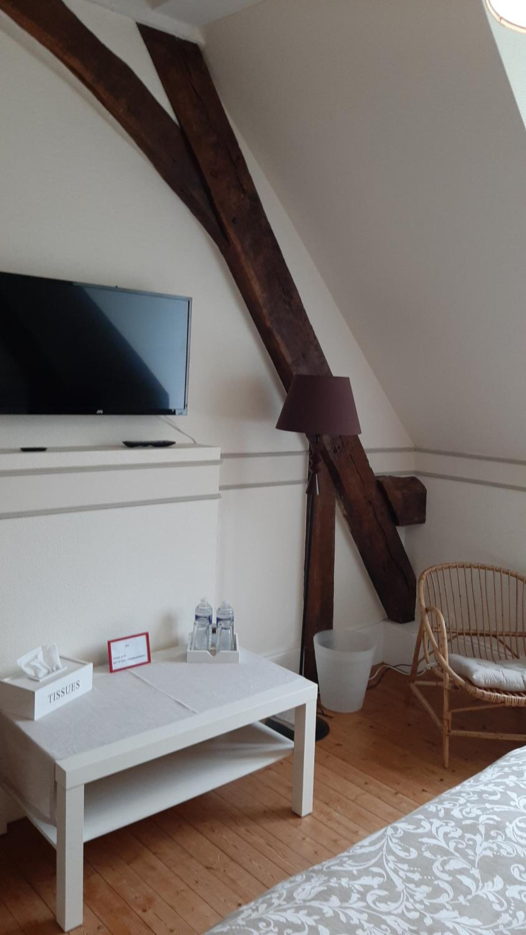 AU MANOIR DE LA BARRE