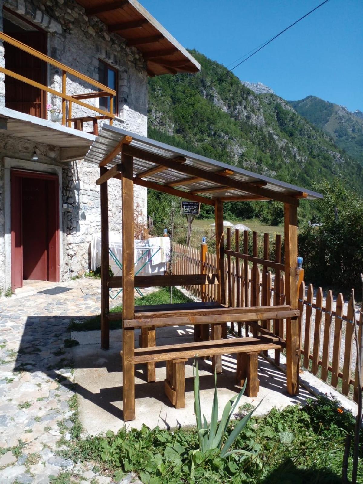 Guest House "Center Theth" photo 3