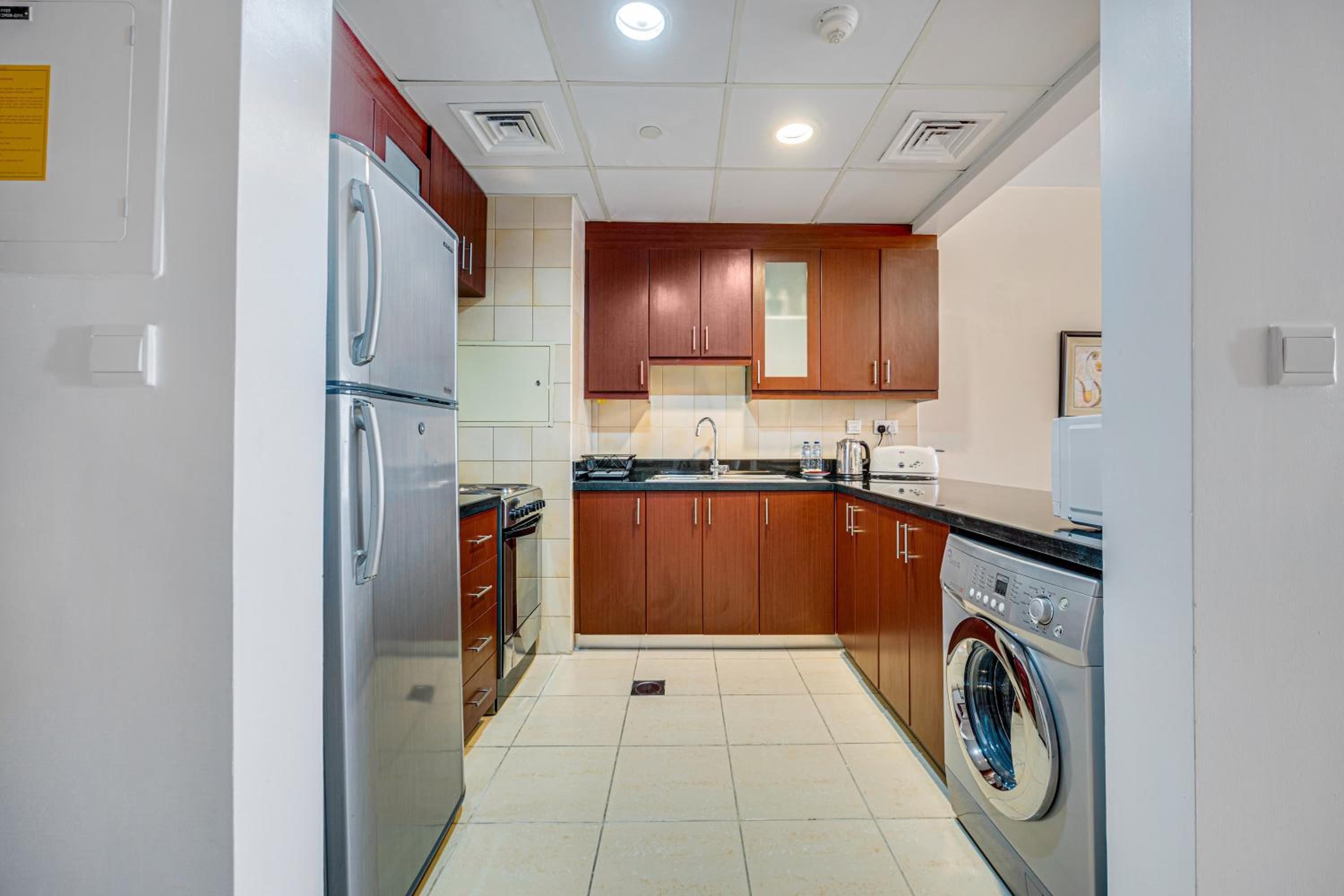 Huge Sea View Studio in Murjan JBR