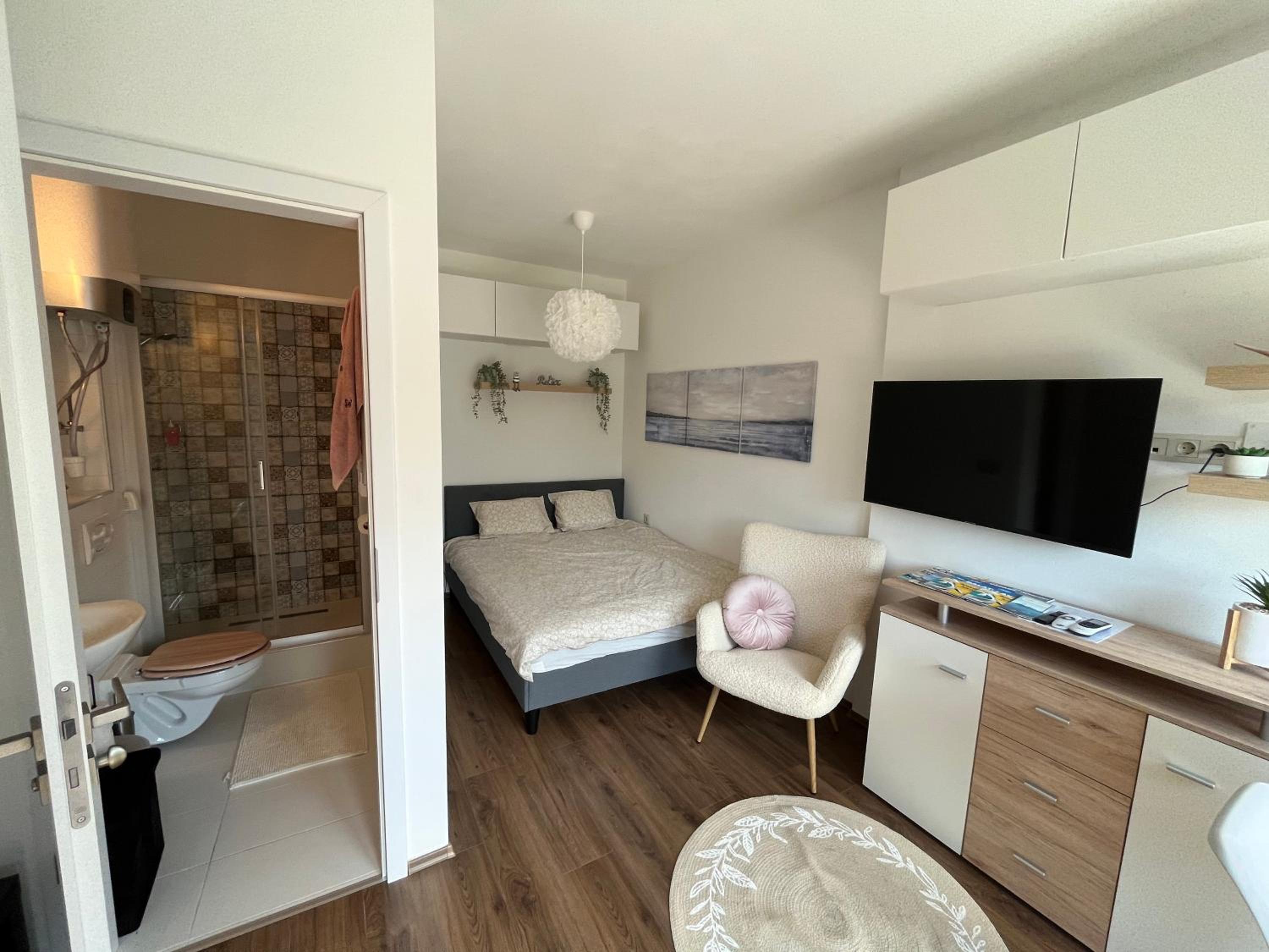 Lila Apartman