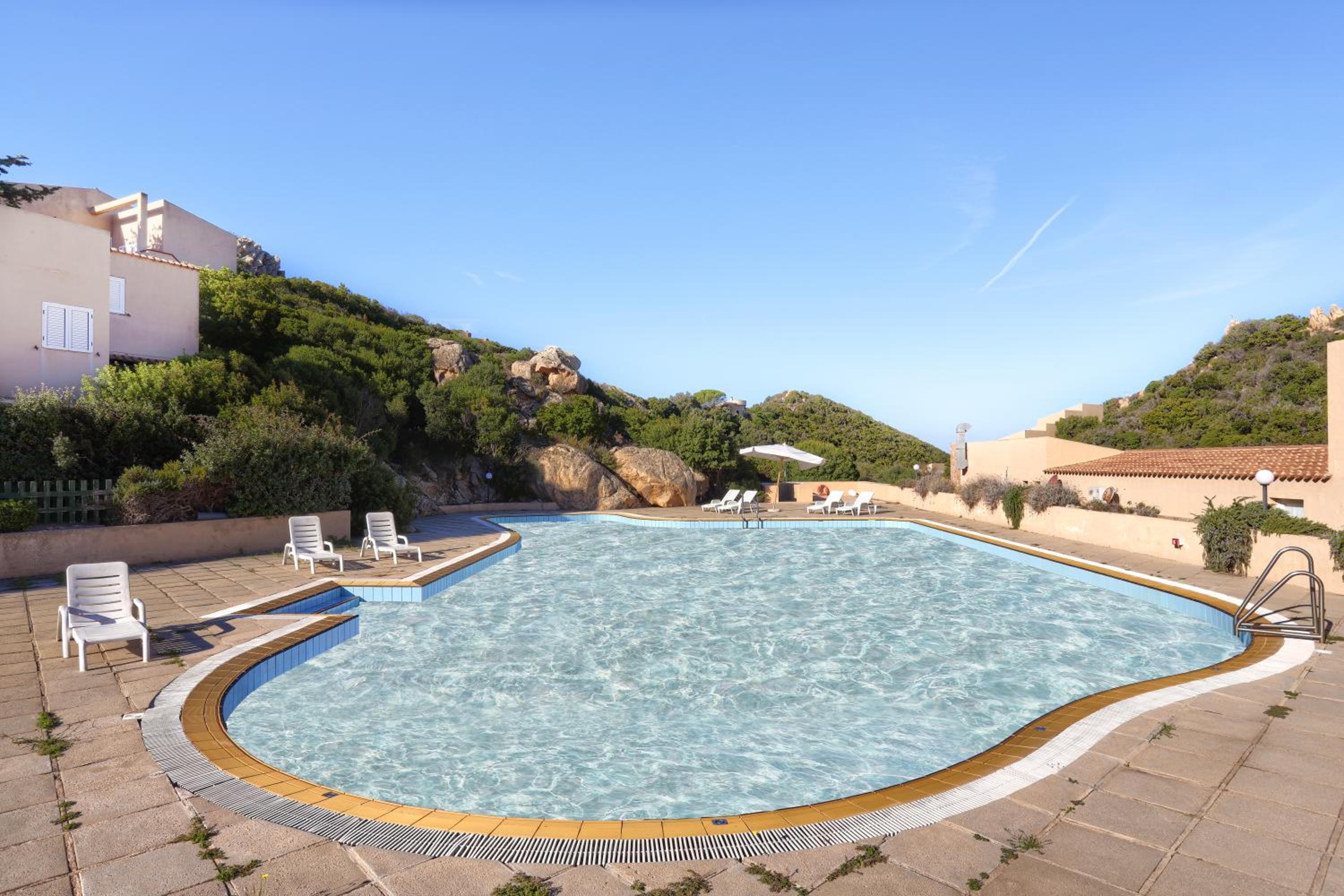 Paradiso Pool Apartments by DomusAway view 2