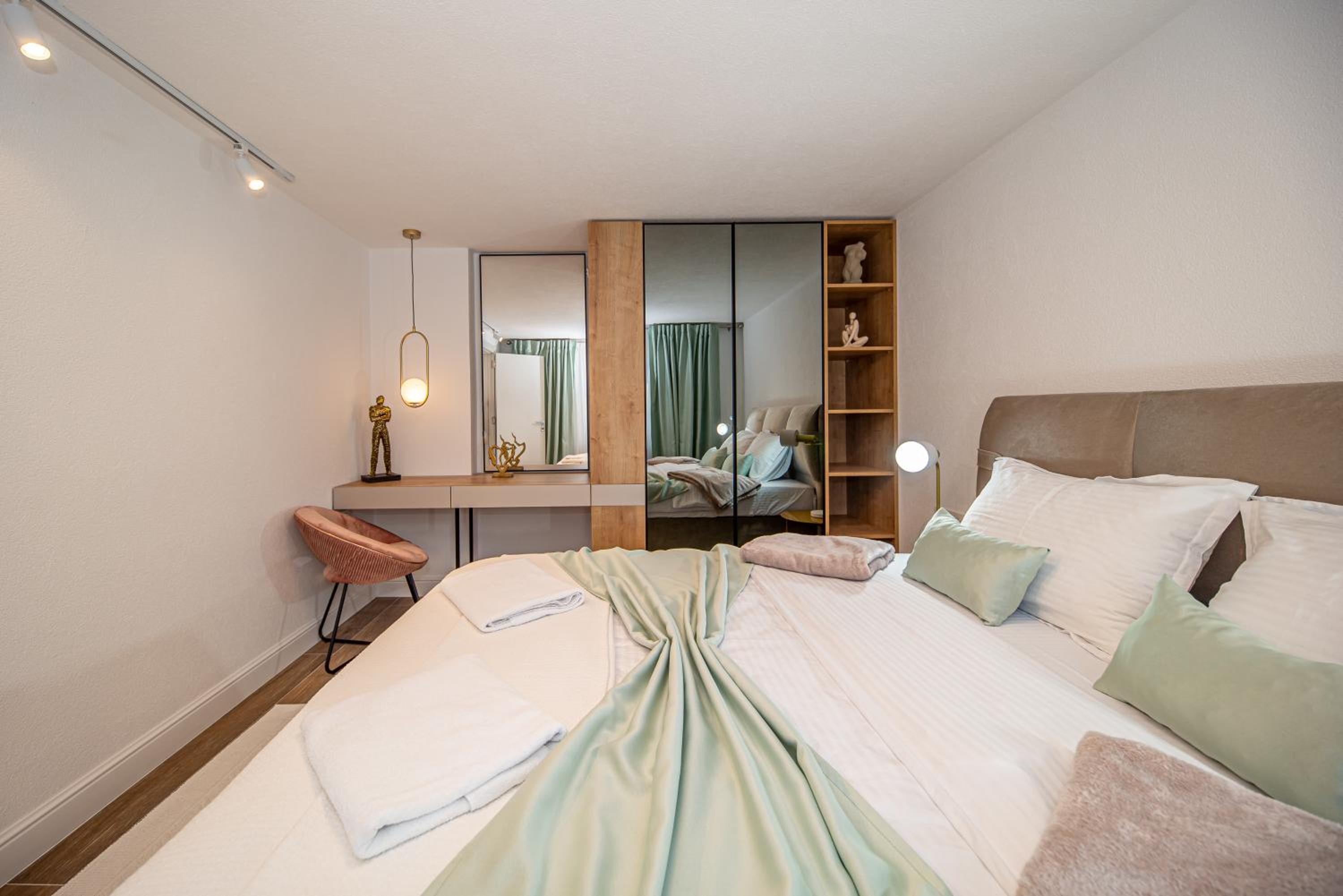 N&N Lux Guest house view 2