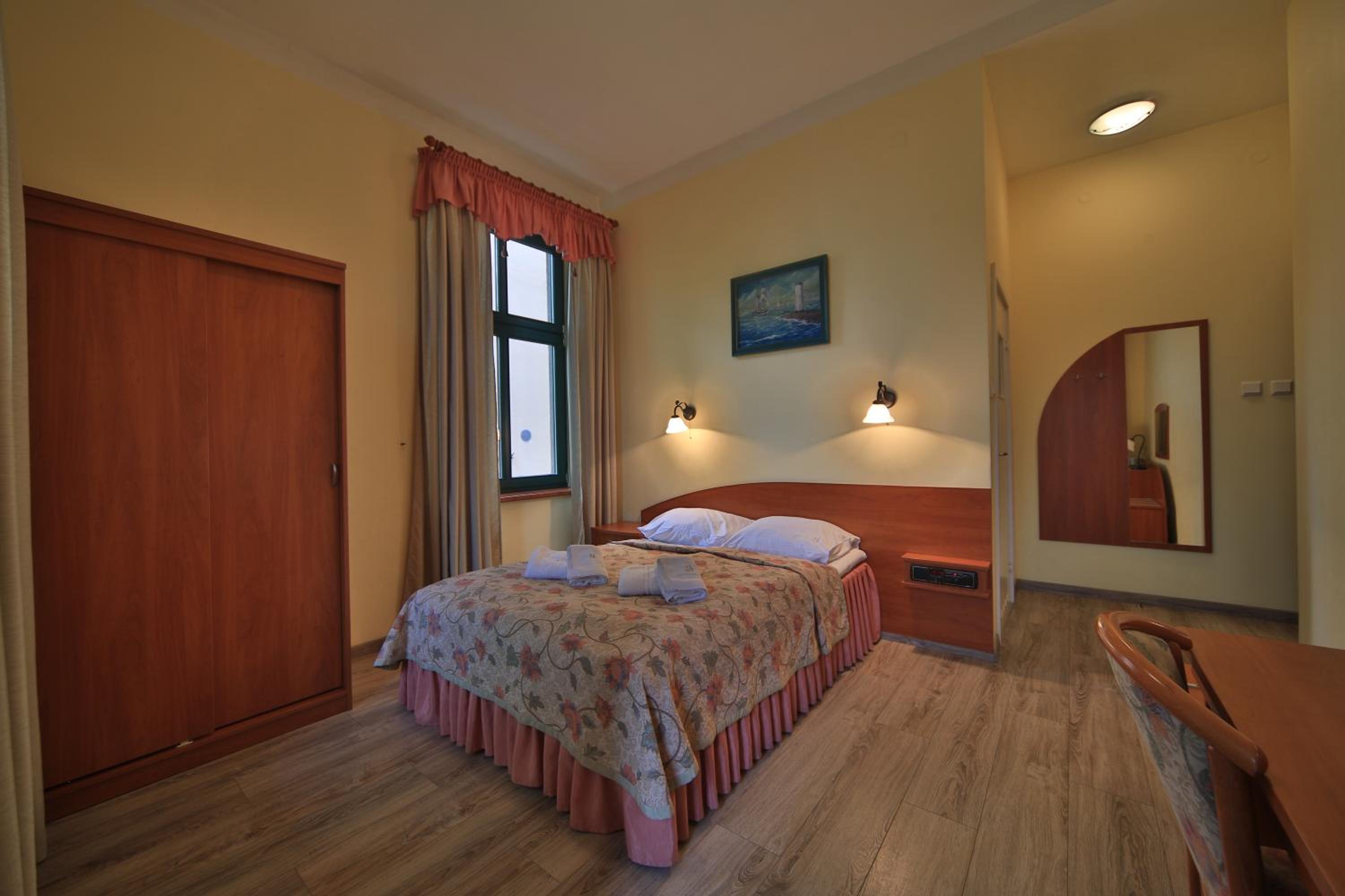 Villa Alexandra view 4