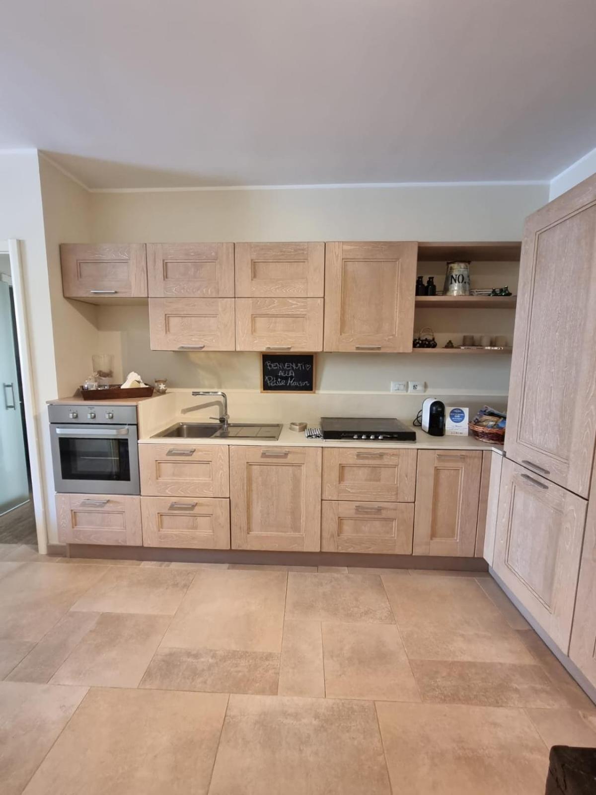 Petite Maison view 5