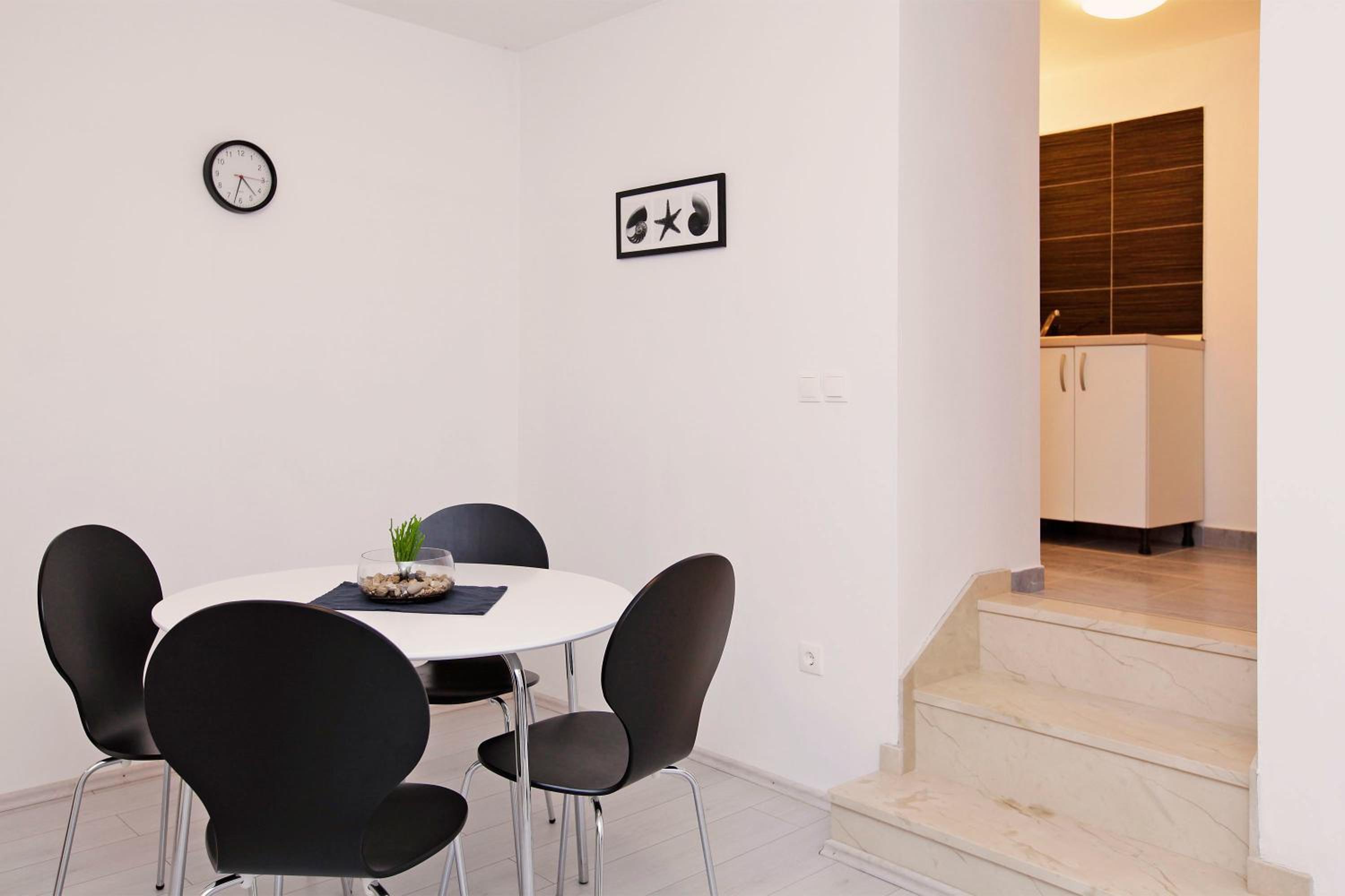 Apartments Park view 4