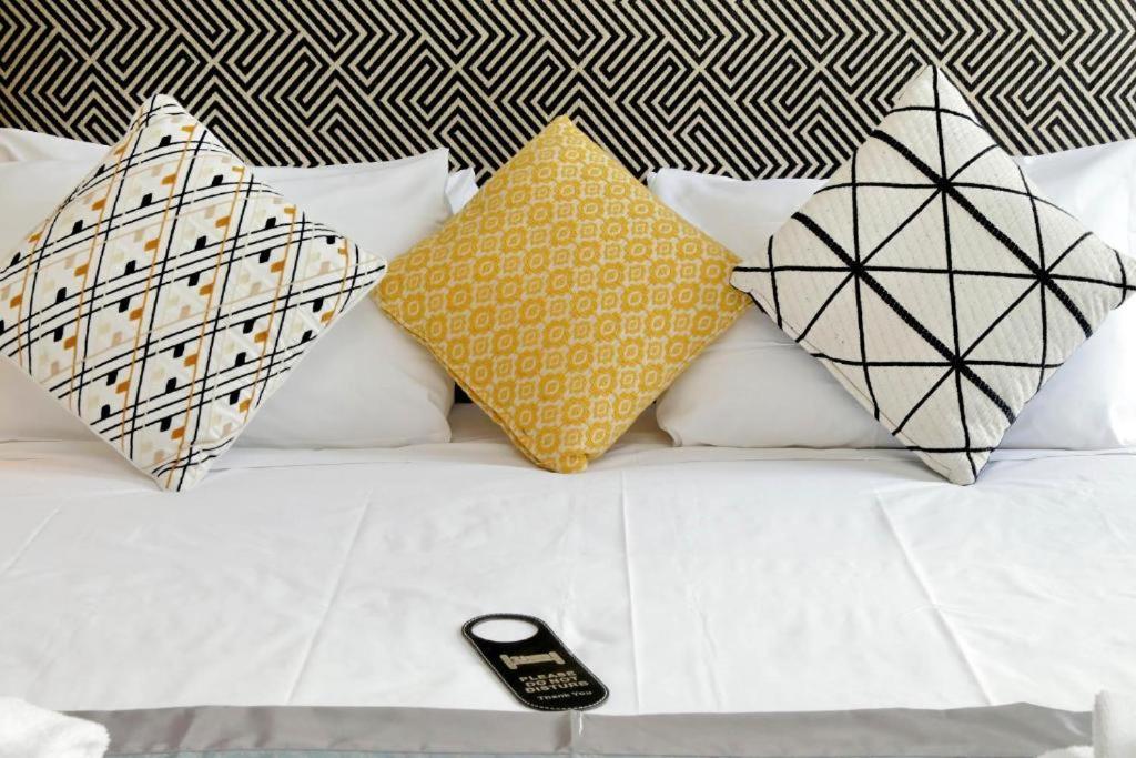 Della Croce Rooms