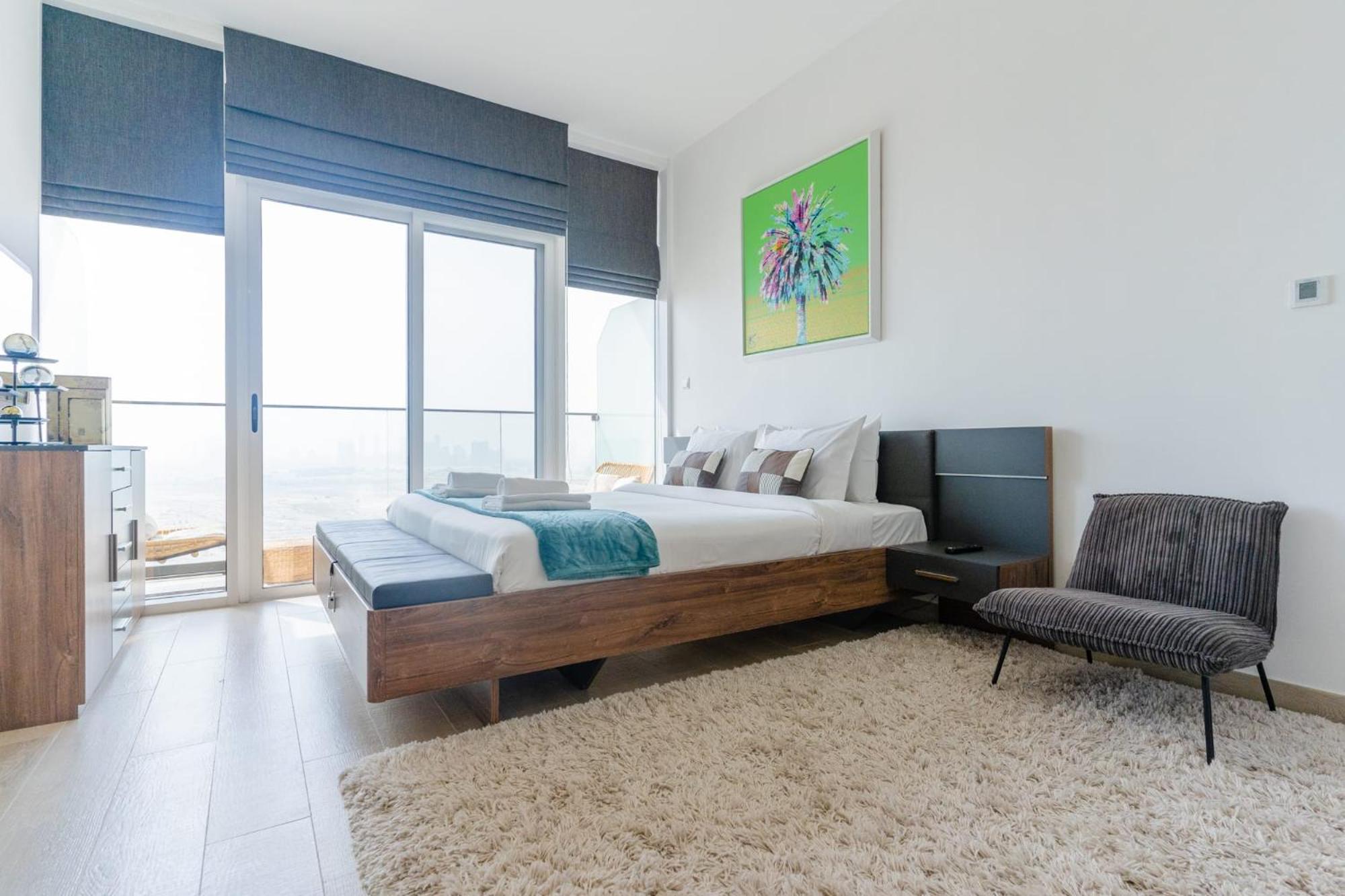 LUXFolio Retreats - Marina Skyline Bloom Towers