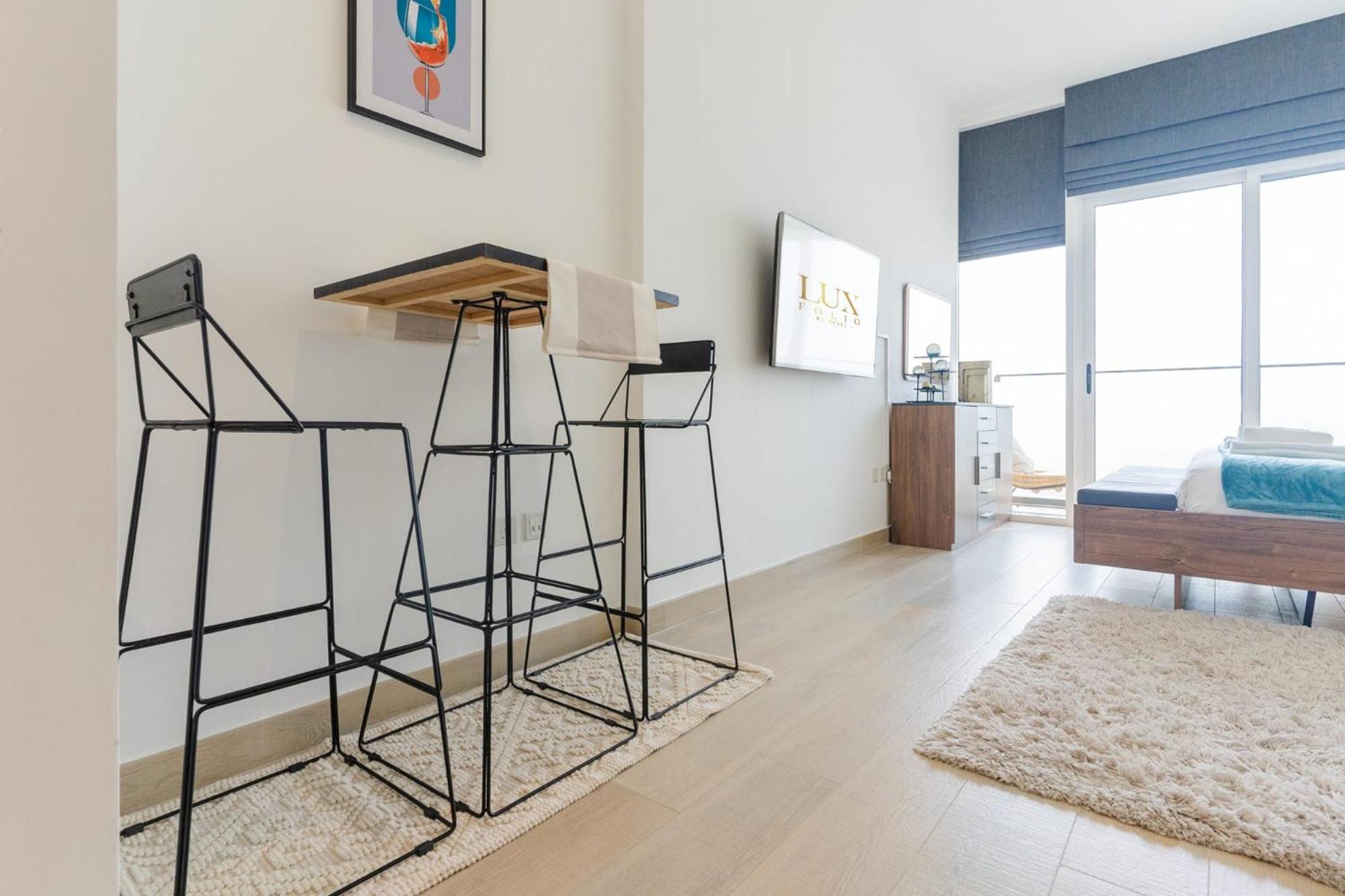 LUXFolio Retreats - Marina Skyline Bloom Towers