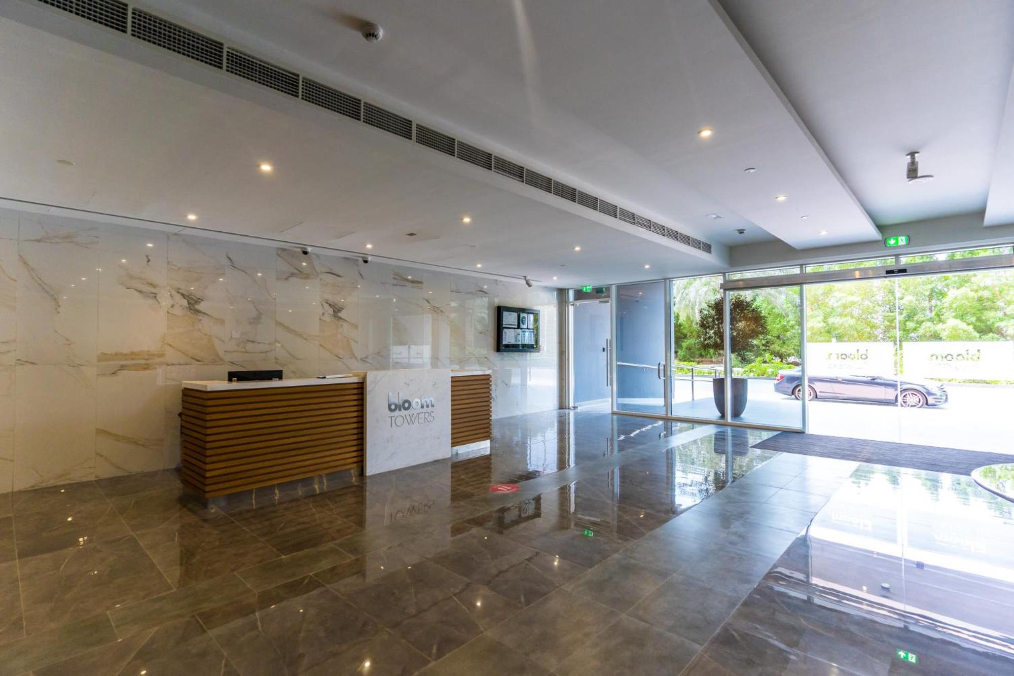 LUXFolio Retreats - Marina Skyline Bloom Towers