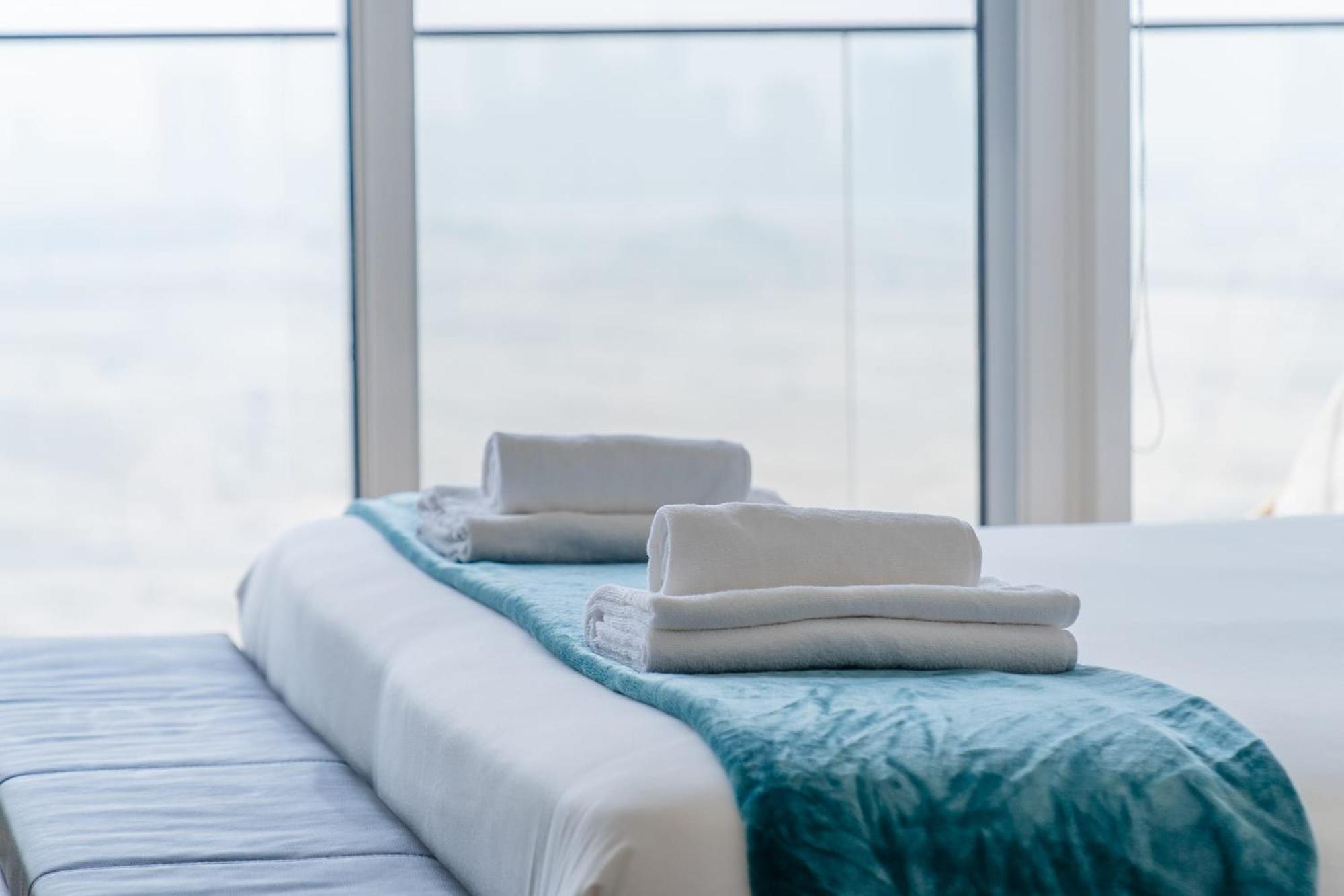 LUXFolio Retreats - Marina Skyline Bloom Towers