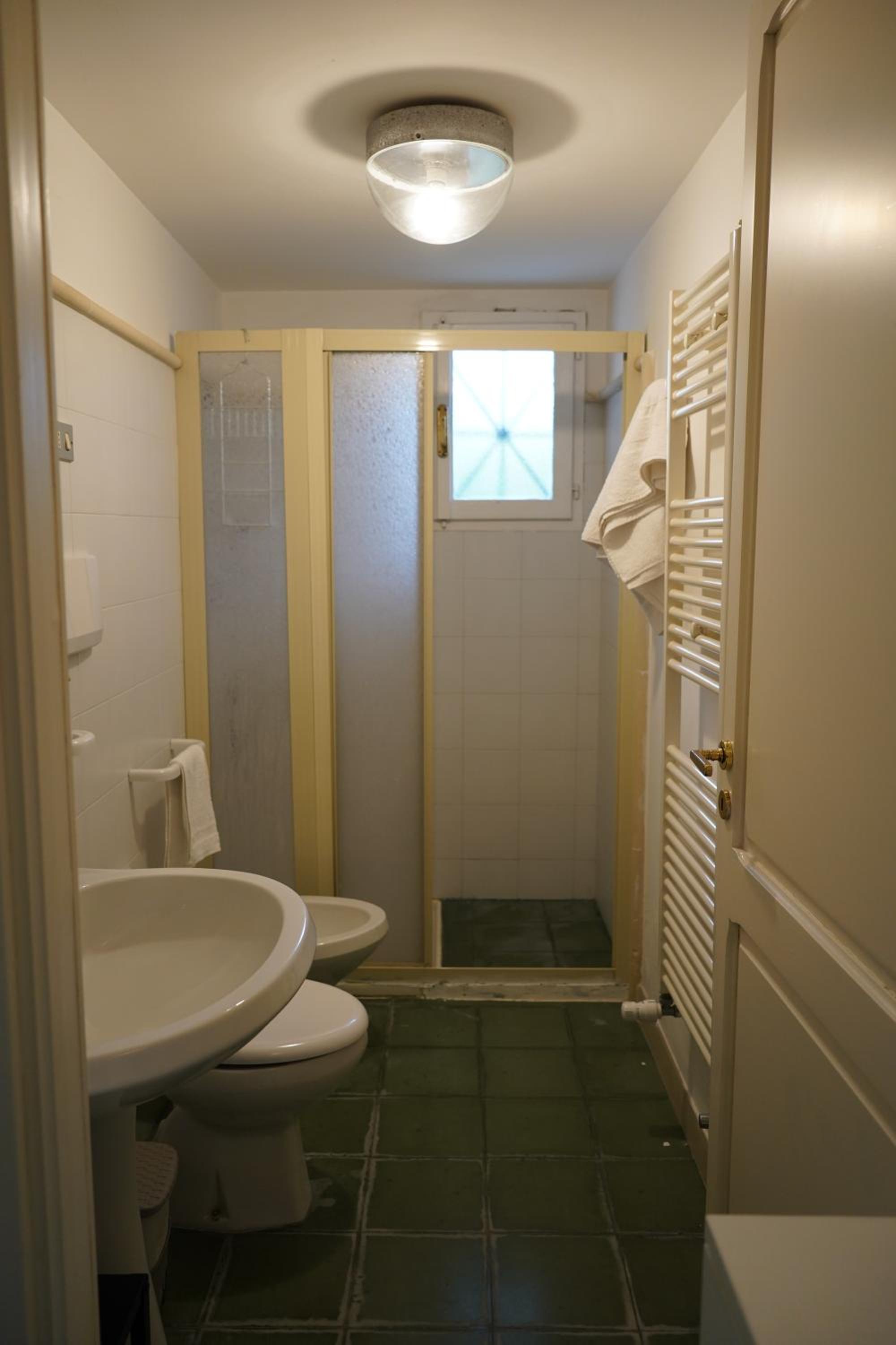 Photo 46