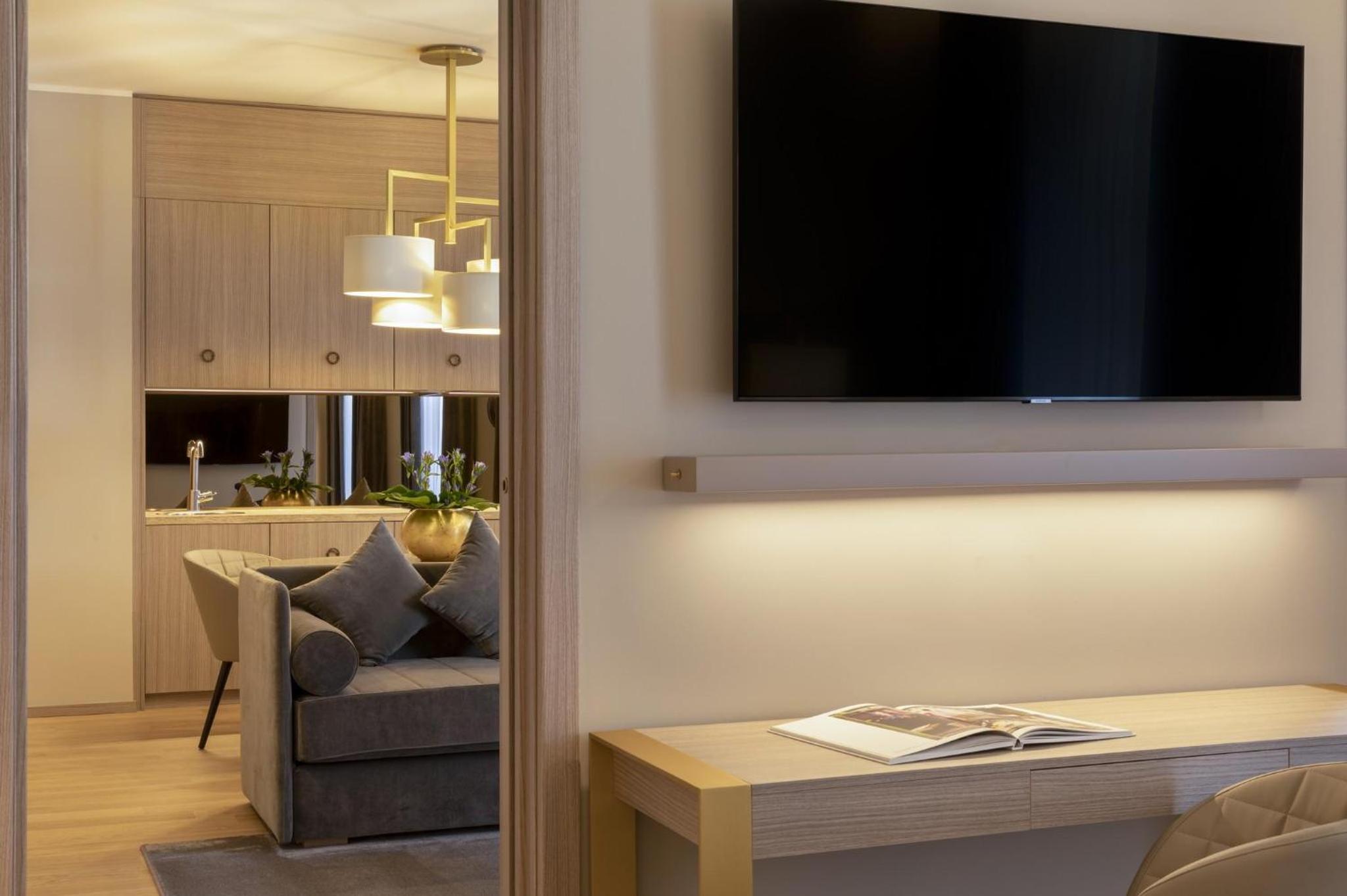 Starhotels Duomo Grand Apartment - 2 Bedrooms photo 3
