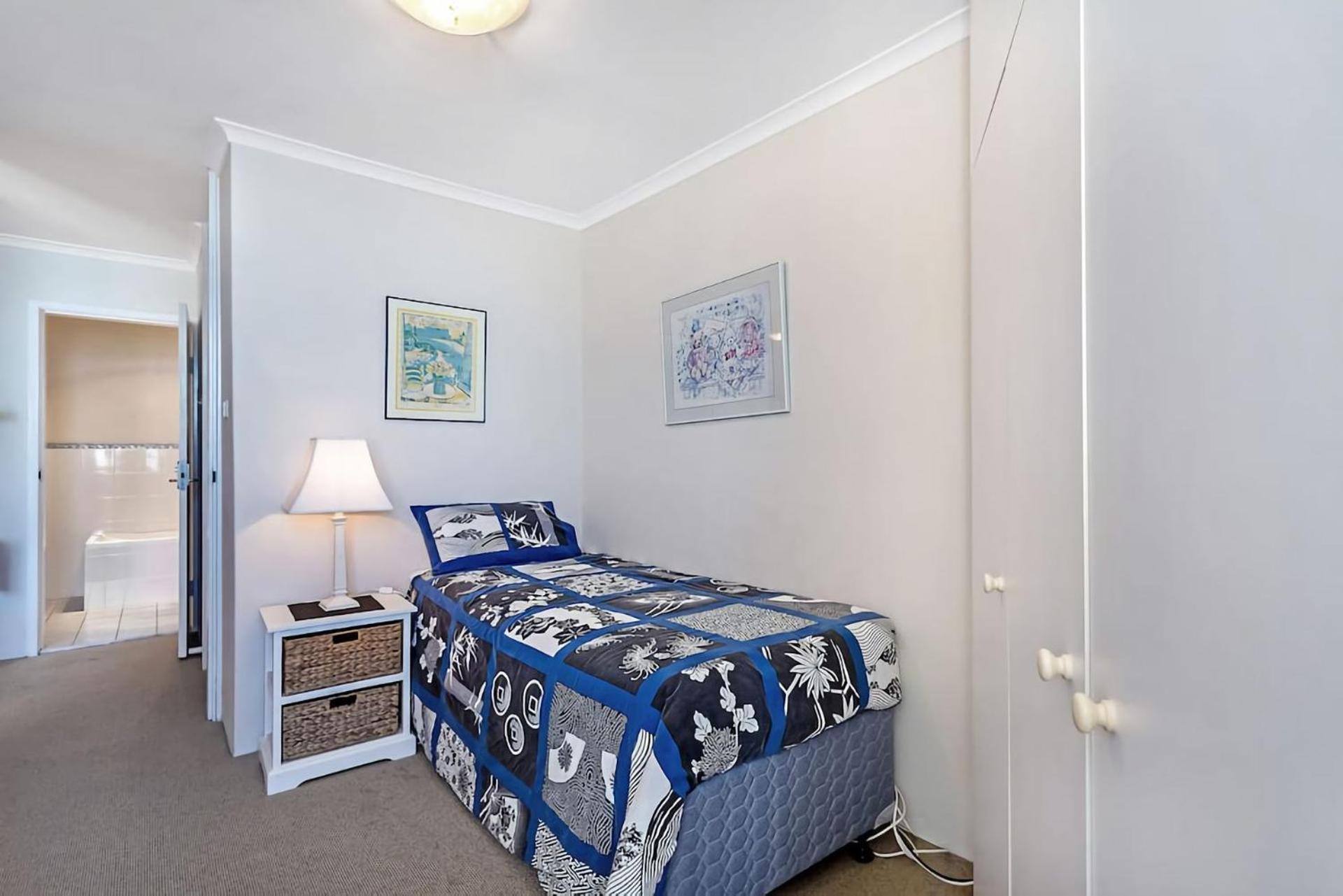 Gorgeous Harbourside with Stunning views