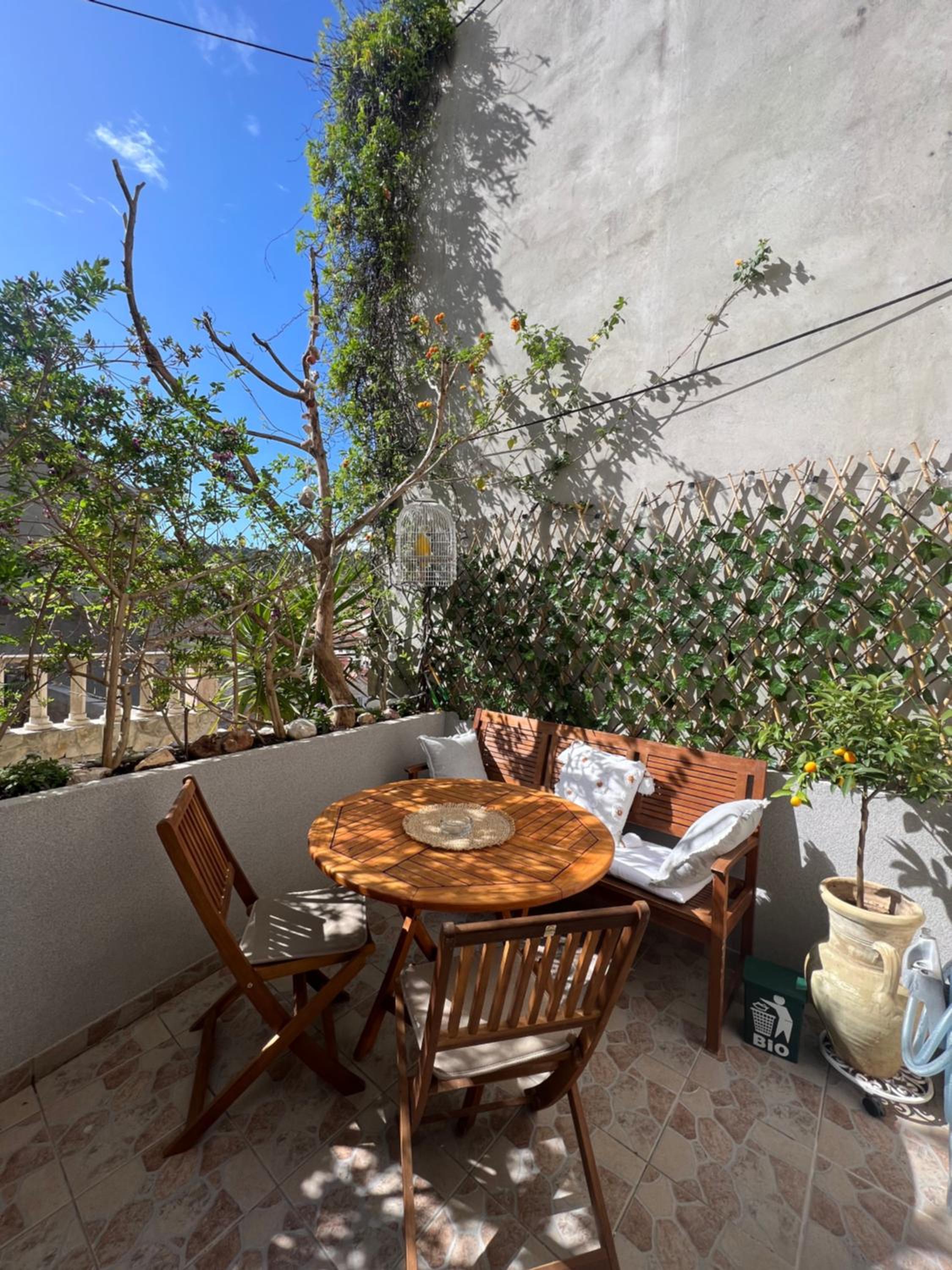 Oleander Apartment & Room Centar view 2
