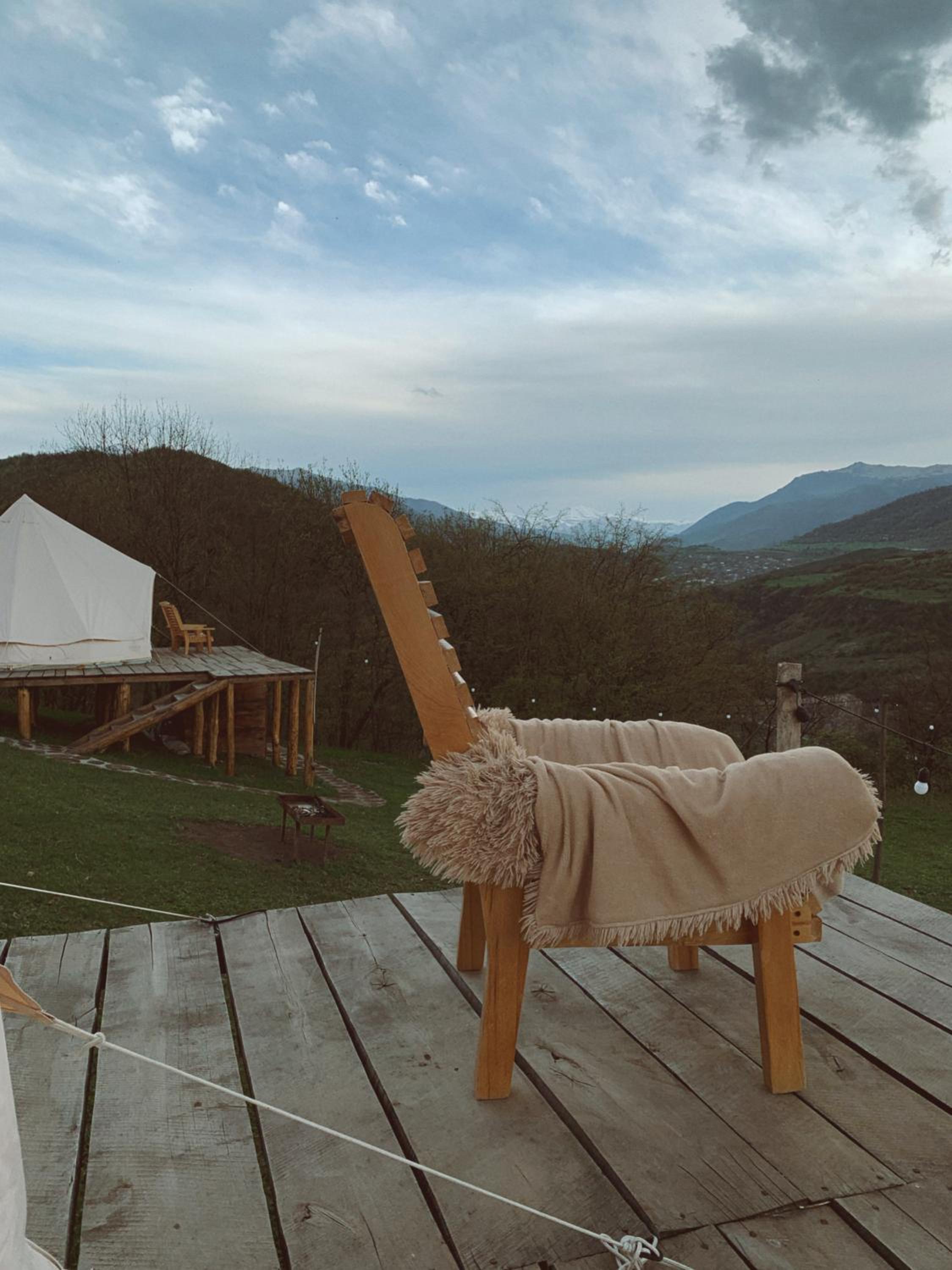 Alereks Mountain Camping
