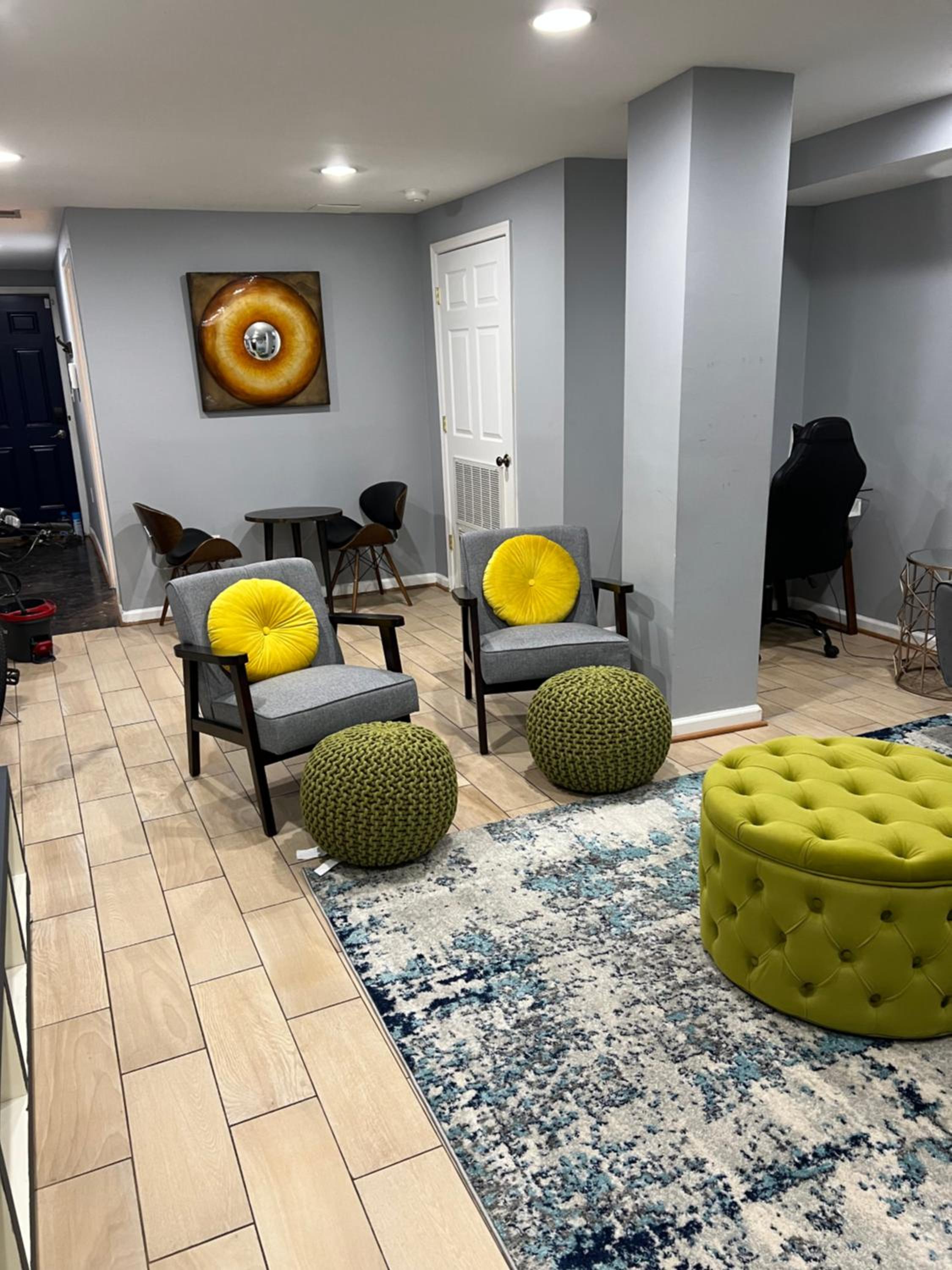 Chic Downtown In-Law Suite photo 2