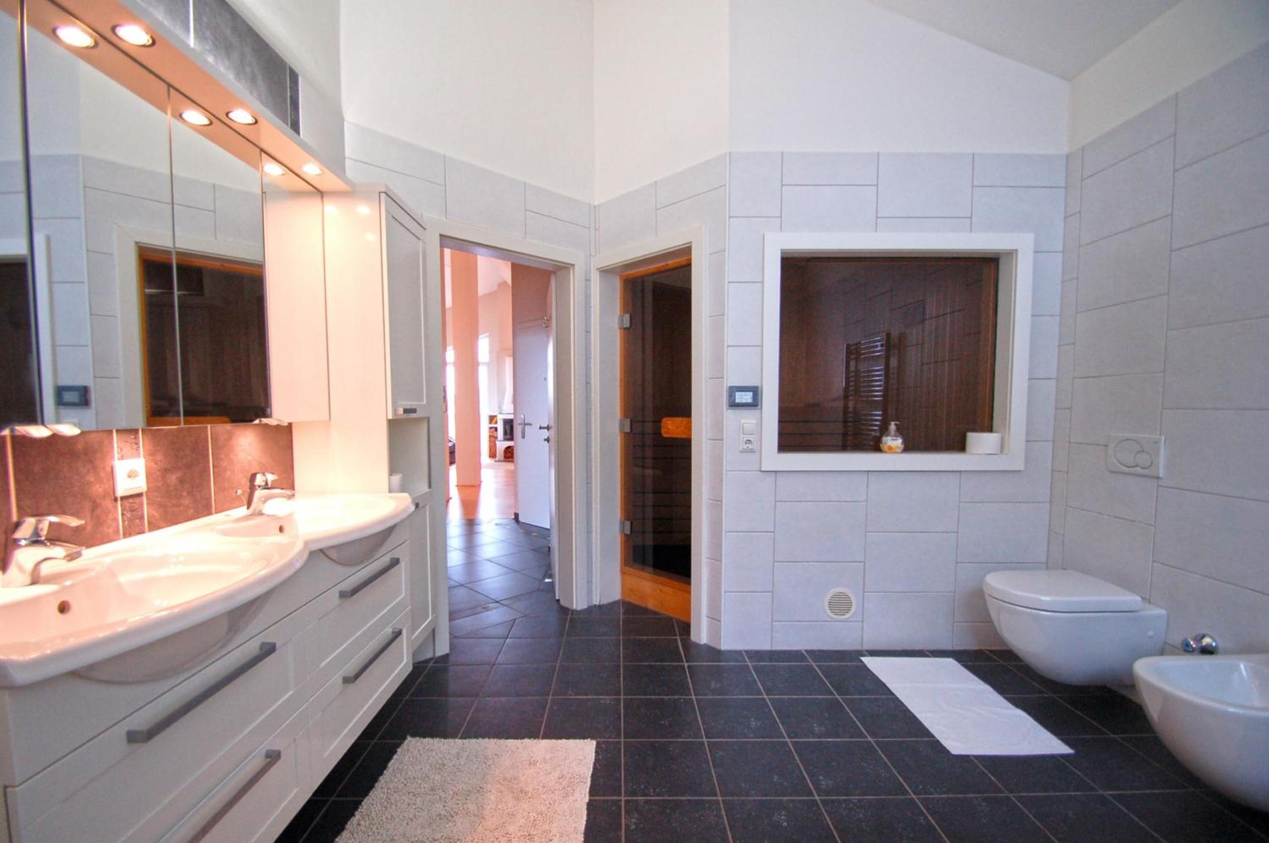 Penthouse Bruckberg by Four Seasons Apartments view 2