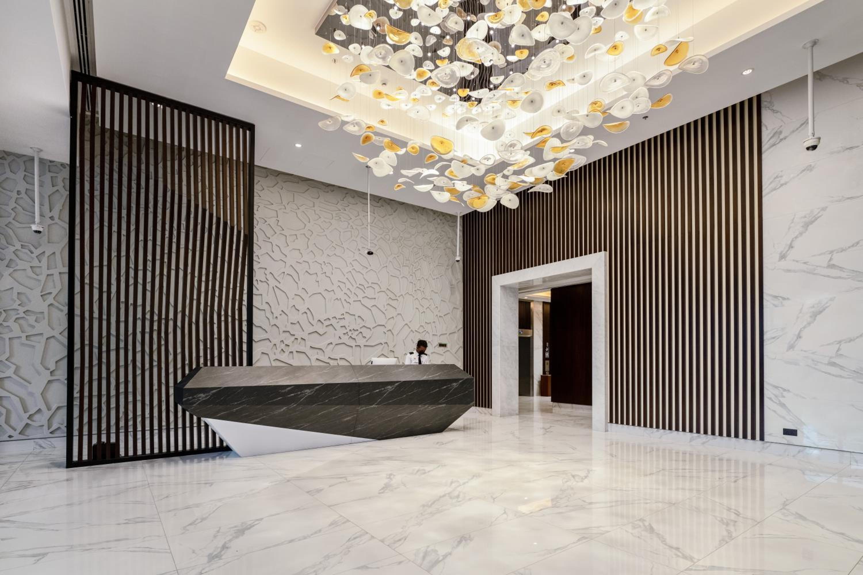 Lobby & Reception