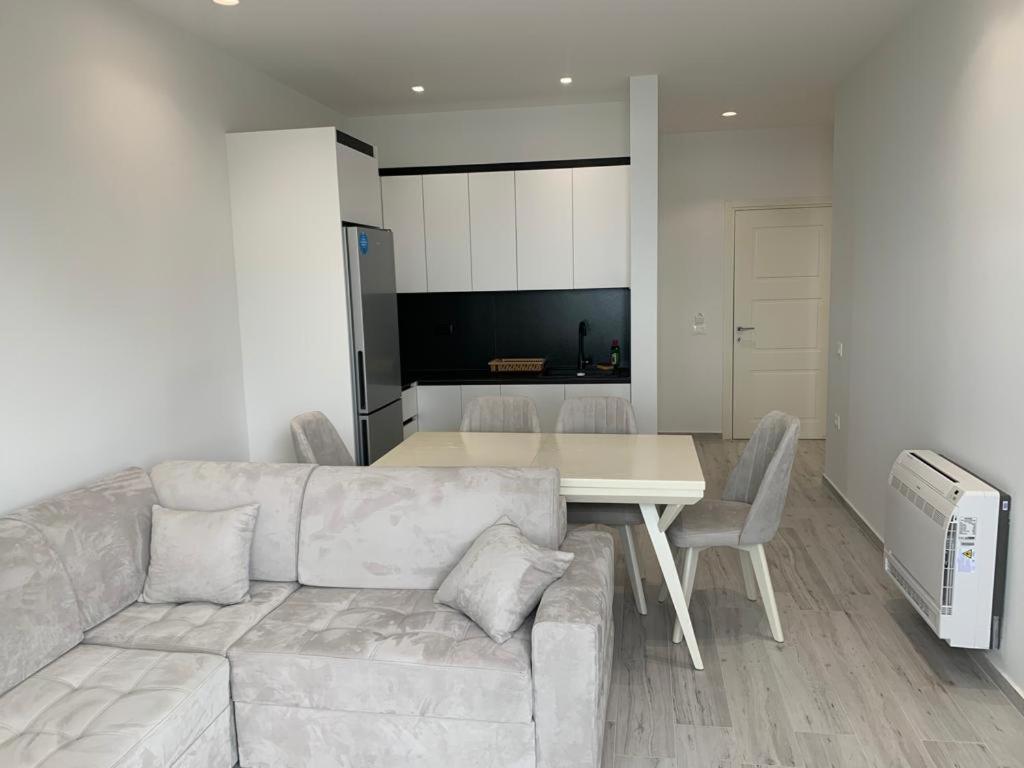 Delfin Apartments