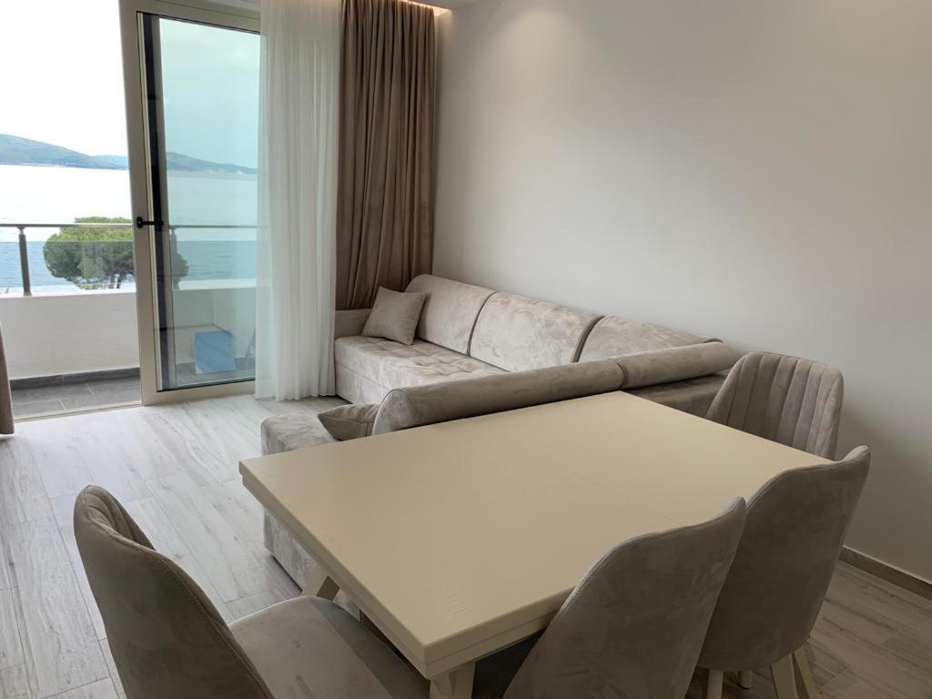 Delfin Apartments