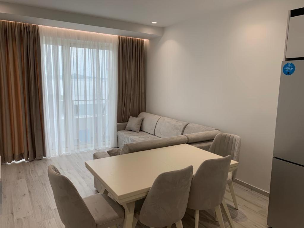 Delfin Apartments