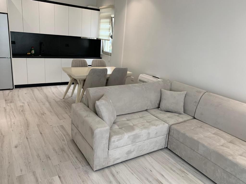 Delfin Apartments