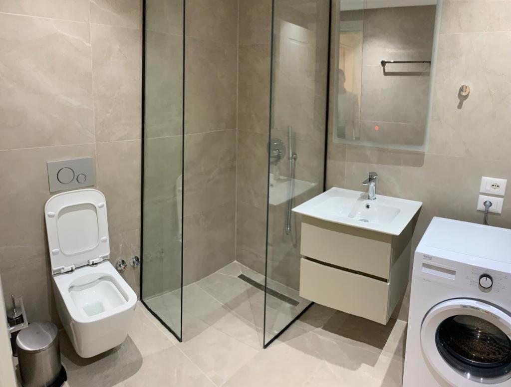 Delfin Apartments