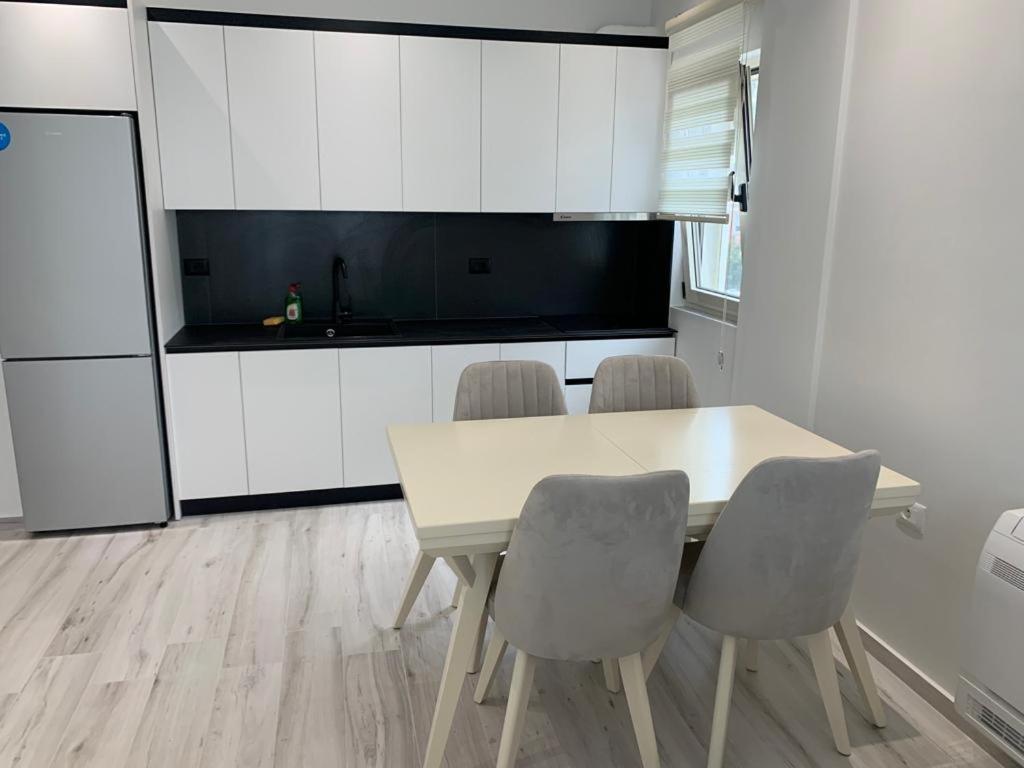Delfin Apartments