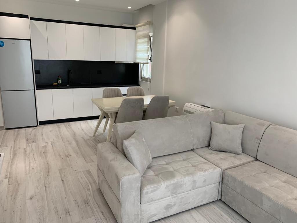 Delfin Apartments