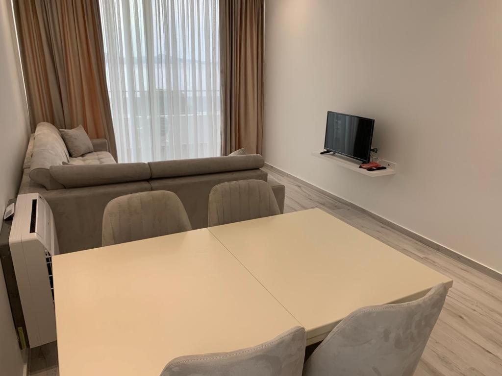 Delfin Apartments